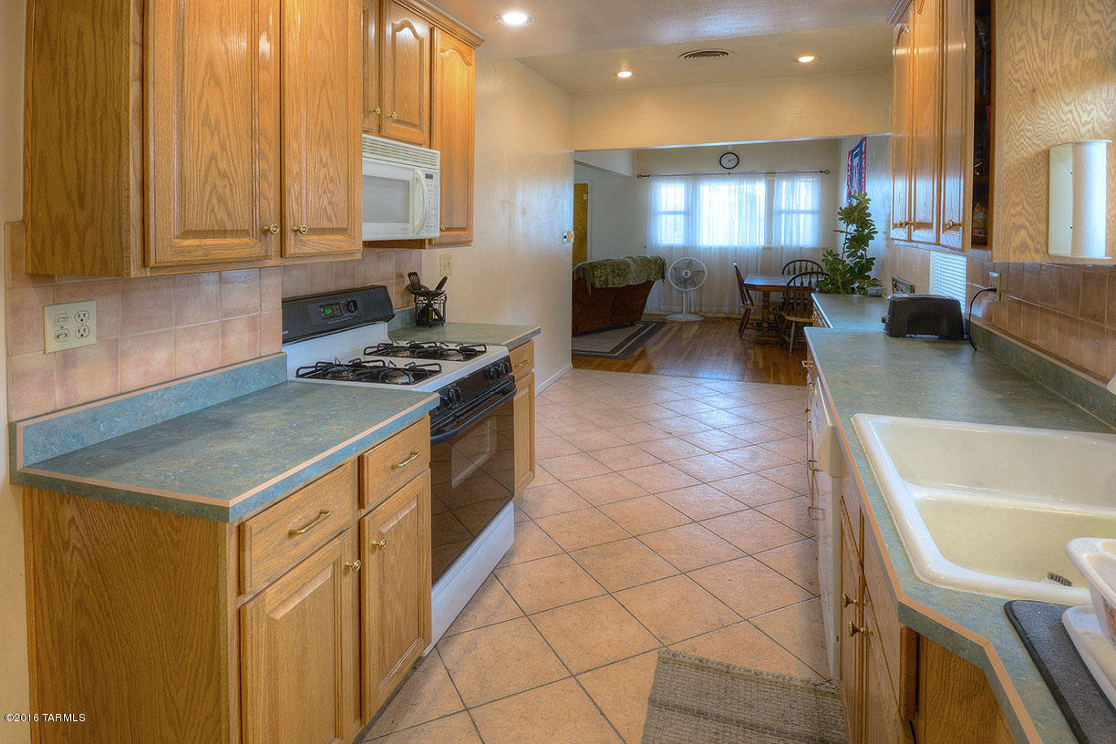 Feldmans Add - Residential Income