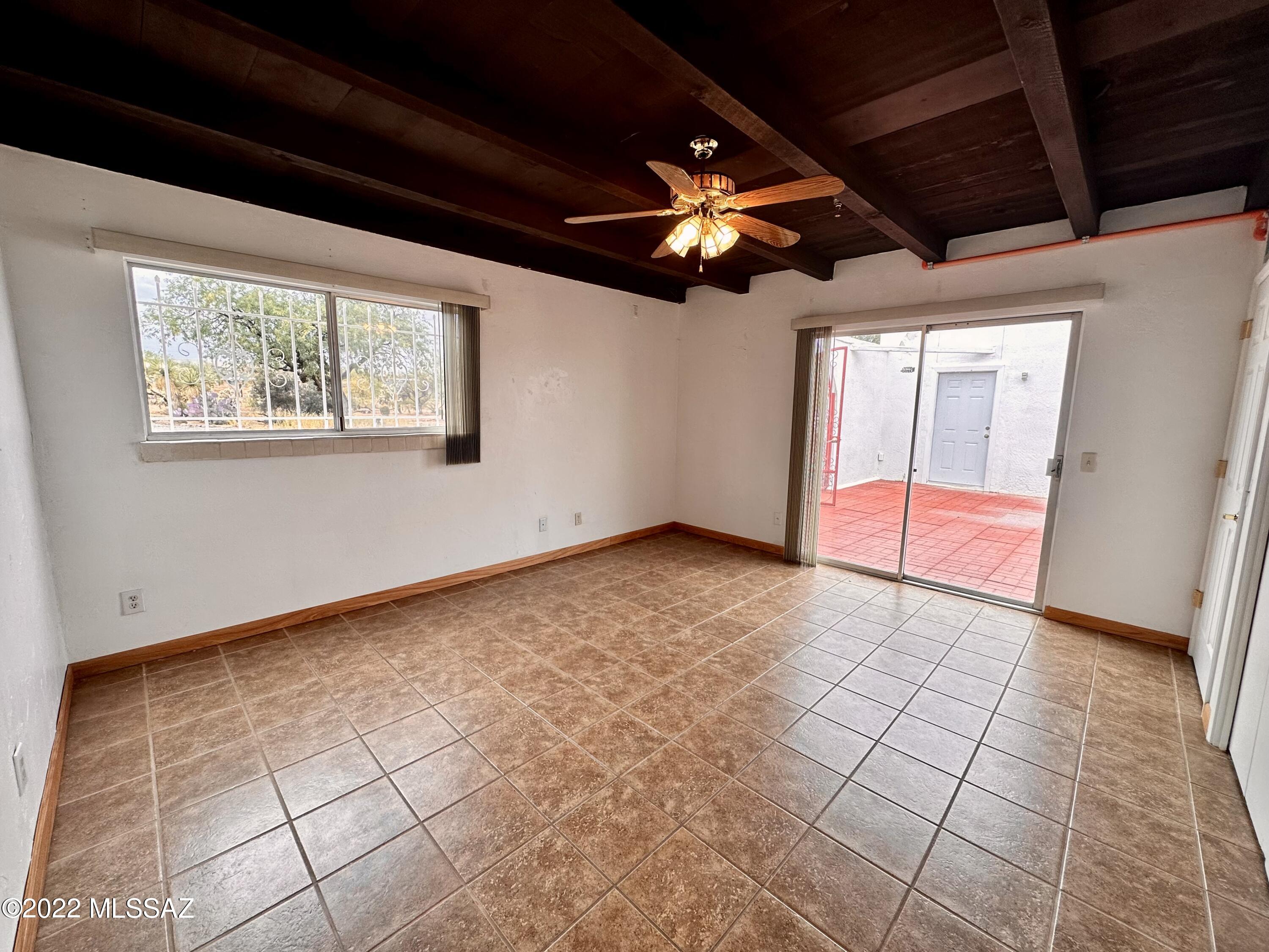 Las Quintas Serenas - Residential