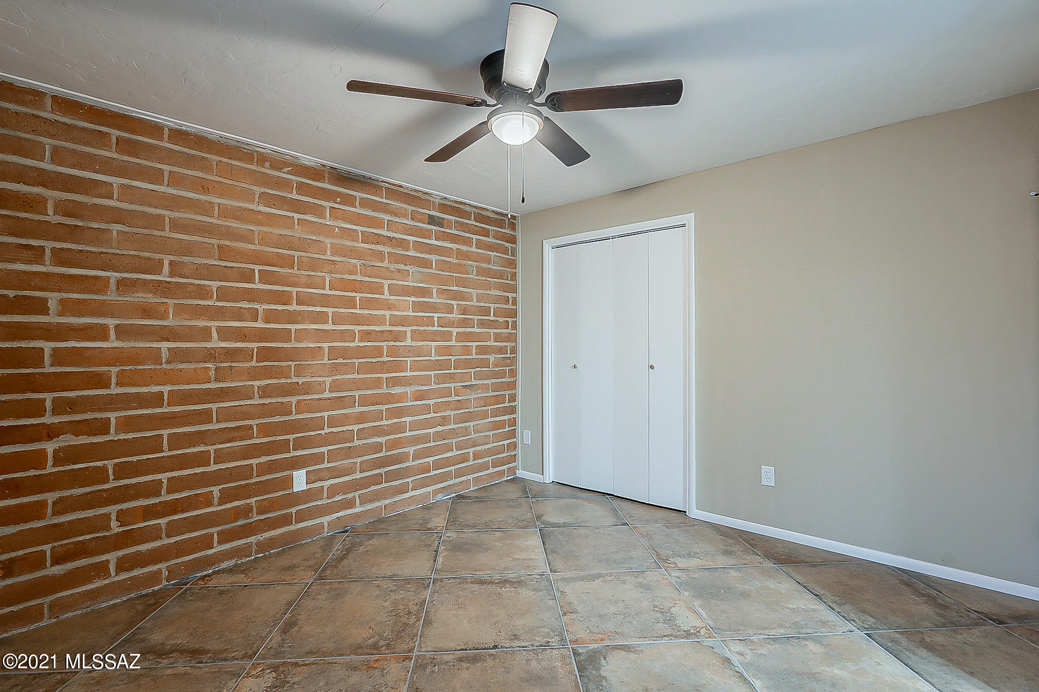 Mountain View Acre Farms - Residential