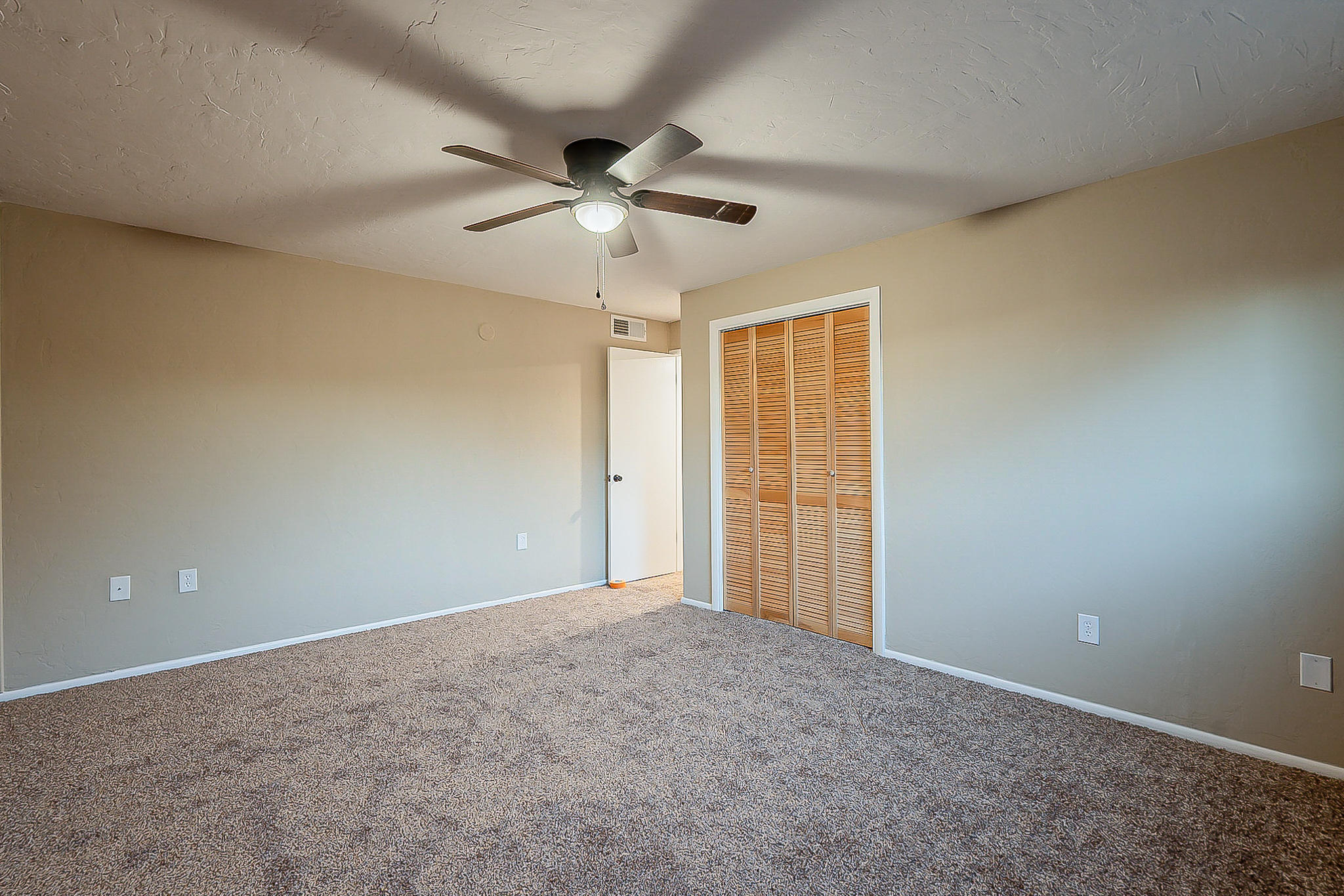 Mountain View Acre Farms - Residential