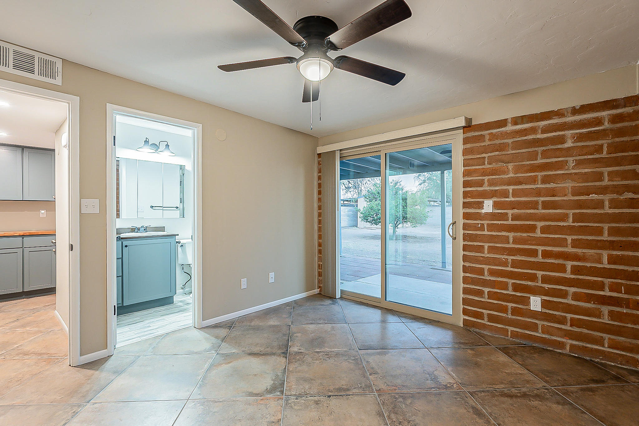 Mountain View Acre Farms - Residential