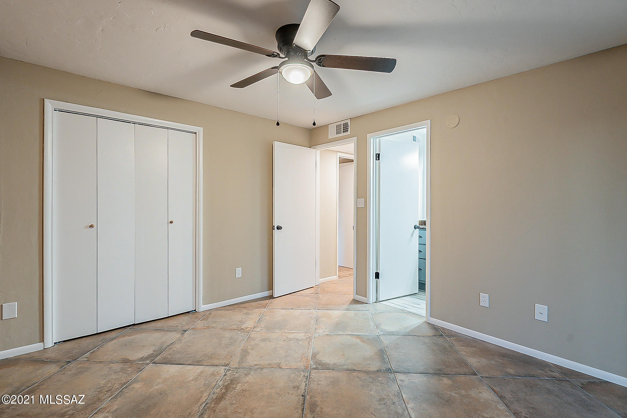 Mountain View Acre Farms - Residential