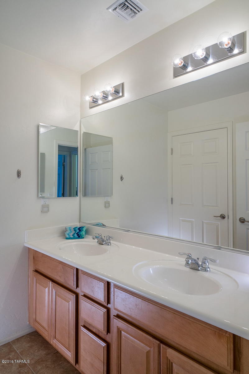 Rancho Del Lago (B37-38) - Residential