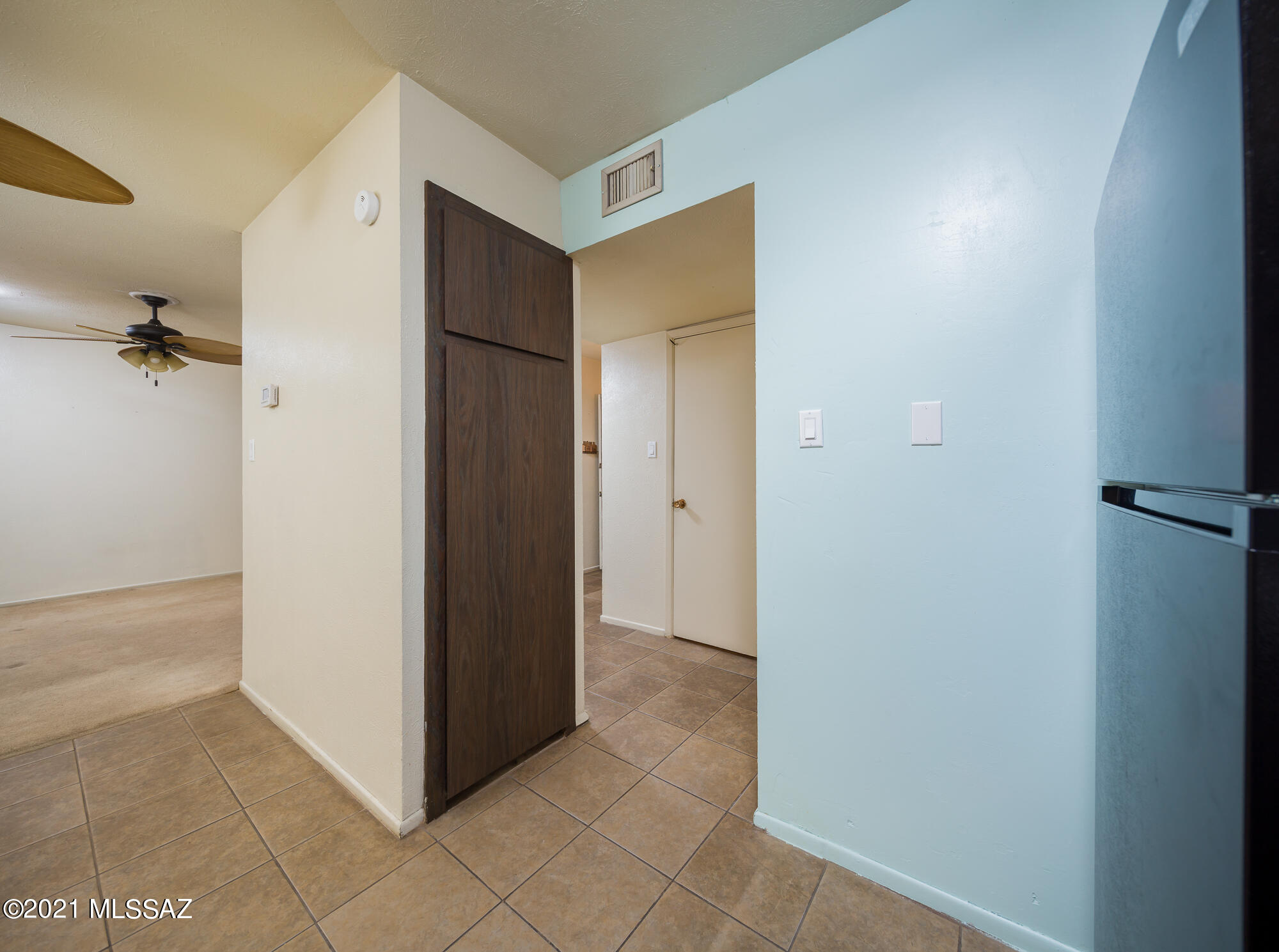 Las Colinas Condominiums - Residential
