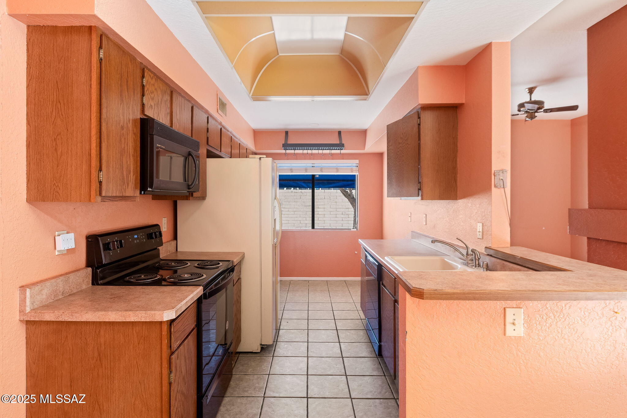 Summertree Condominiums (1-224) - Residential