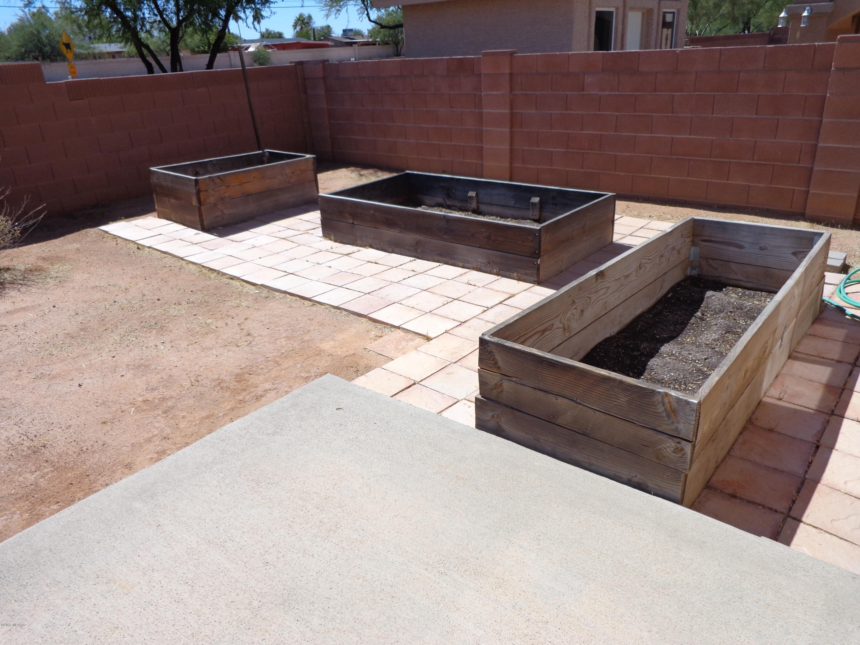 Tucson Mountain Ranch - Residential