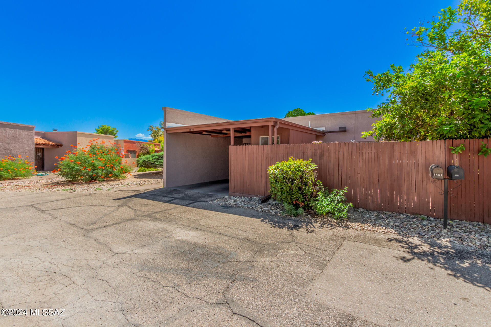 Spanish Meadows Twnhss (1-105) - Residential