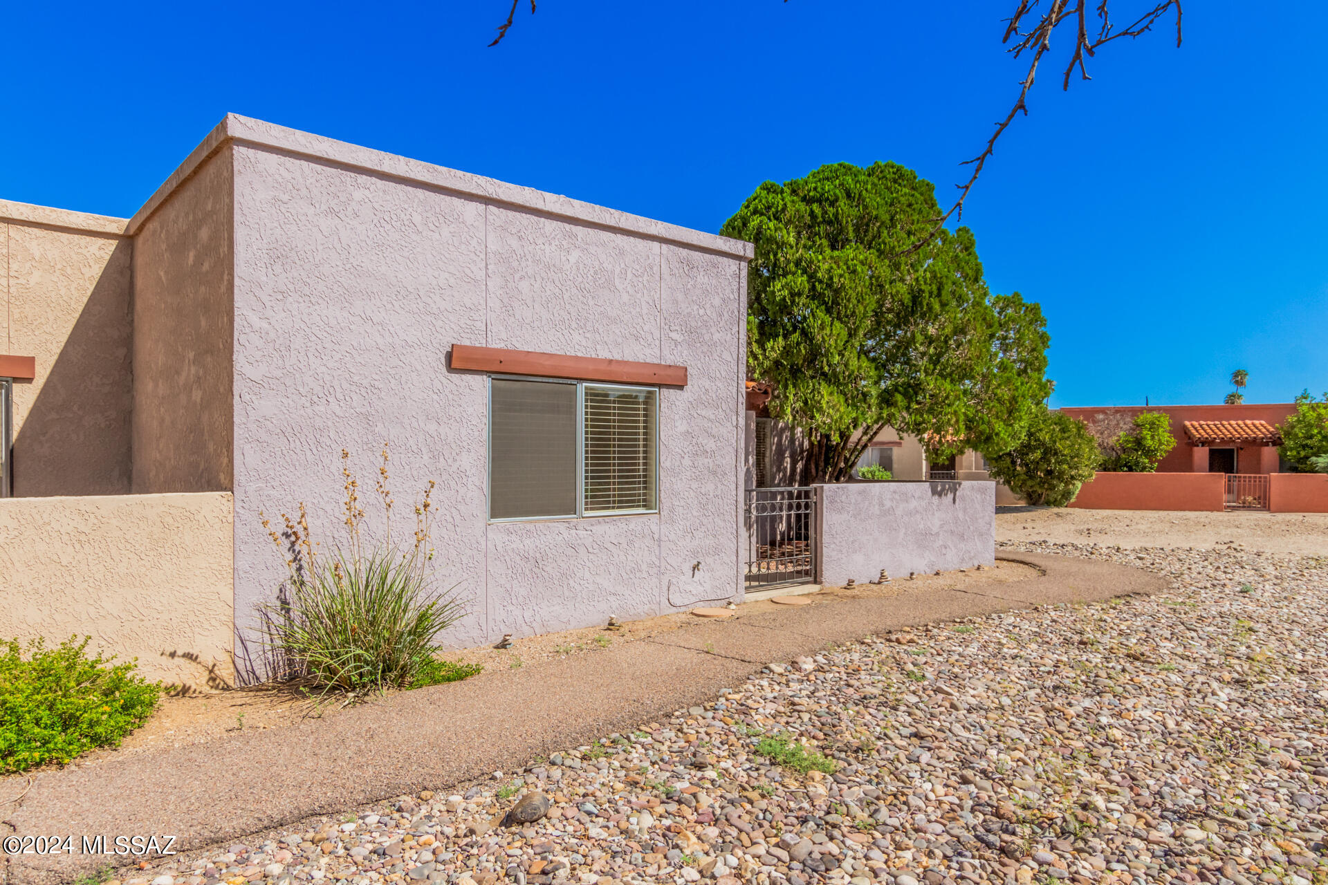 Spanish Meadows Twnhss (1-105) - Residential