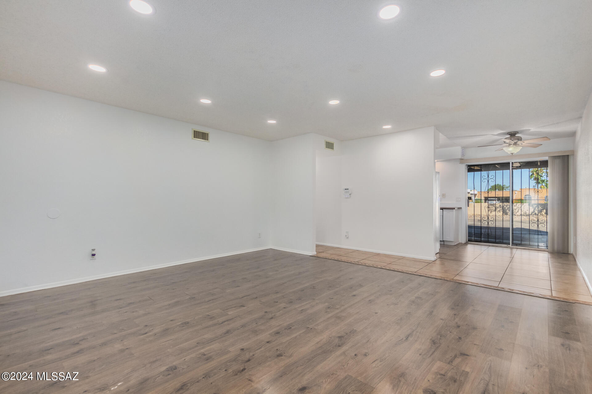 Spanish Meadows Twnhss (1-105) - Residential