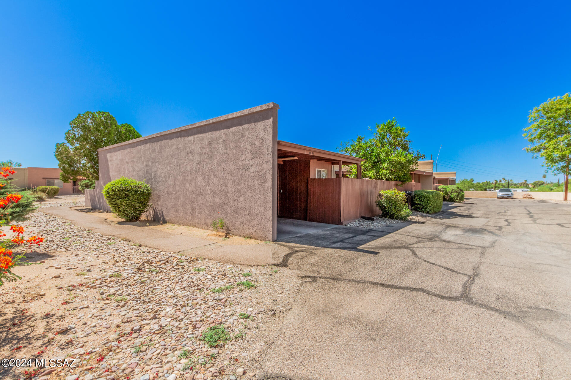 Spanish Meadows Twnhss (1-105) - Residential