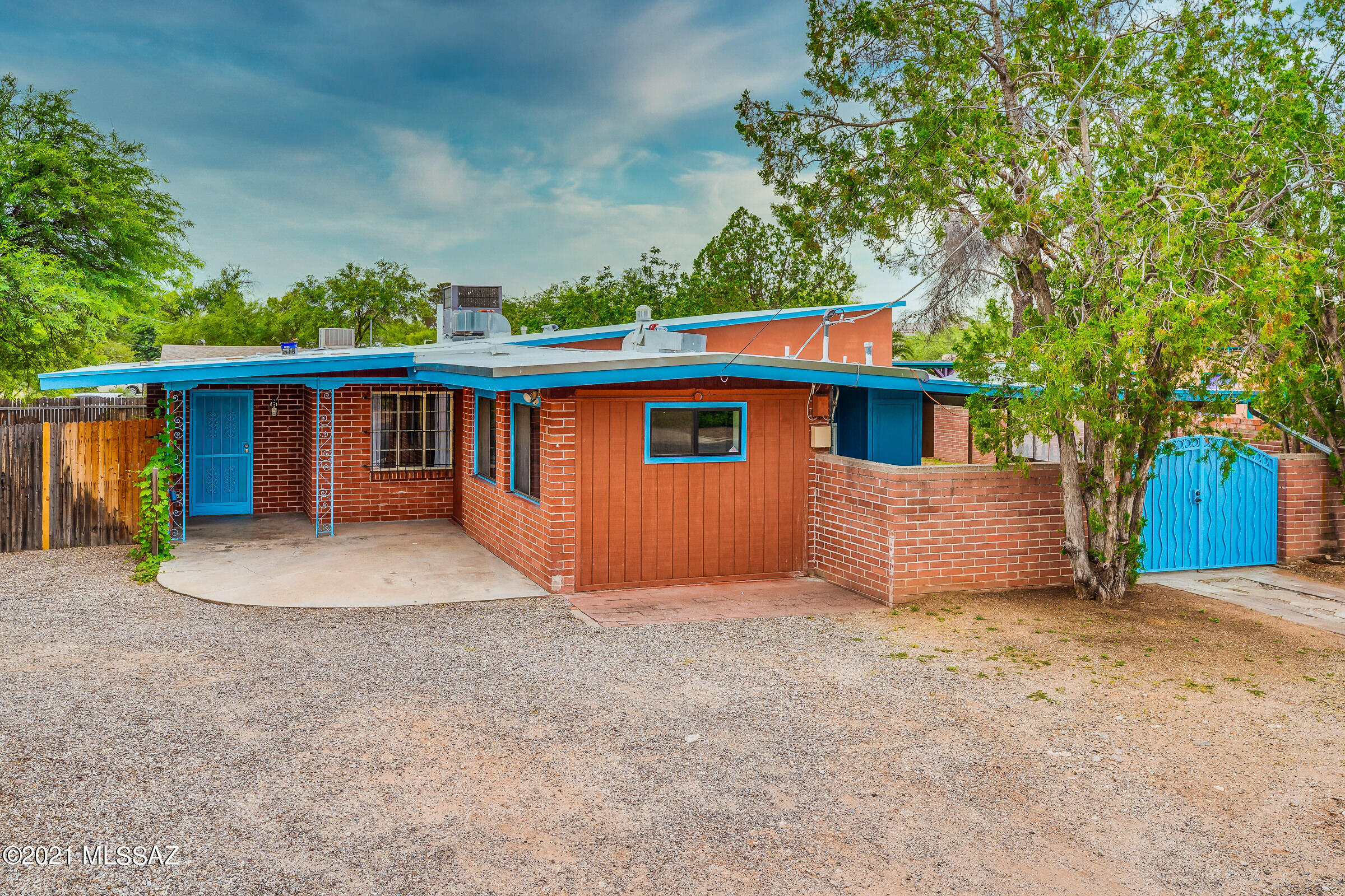Sahuaro Hill - Residential