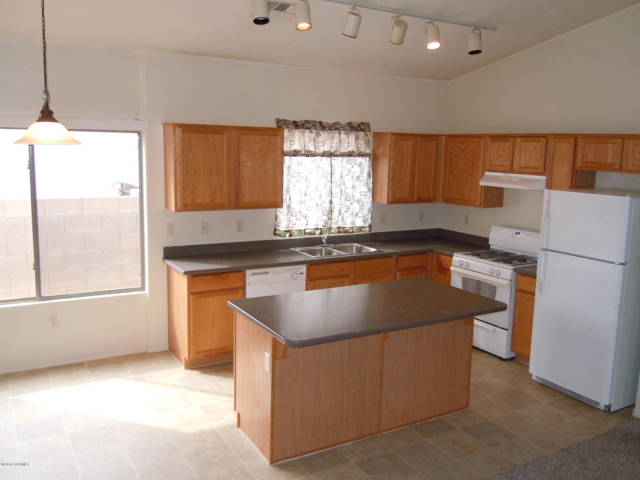 Rancho Sahuarita Presidio De Arboles (1-145) - Residential