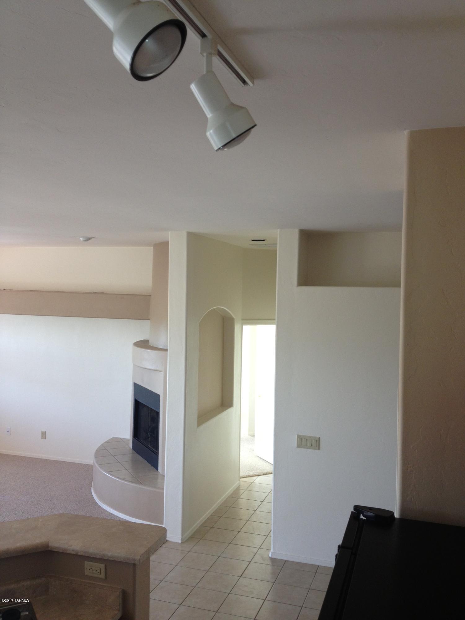 La Joya Verde III (1-65) - Residential Lease
