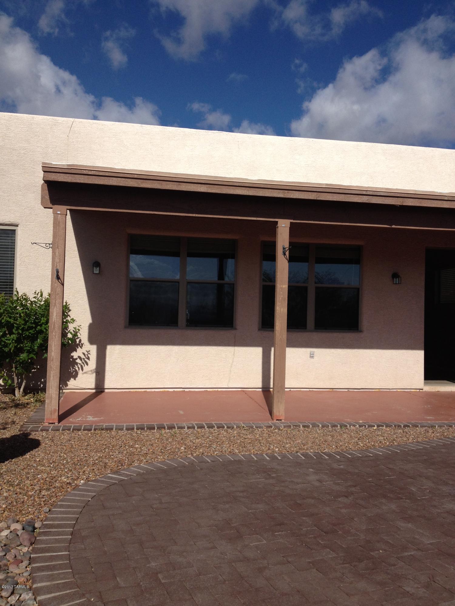 La Joya Verde III (1-65) - Residential Lease
