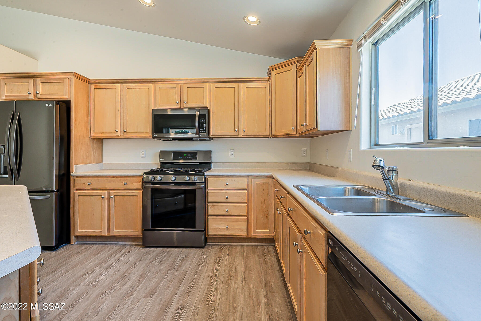 Desert Willow Estates (111-232, 338, 339) - Residential Lease