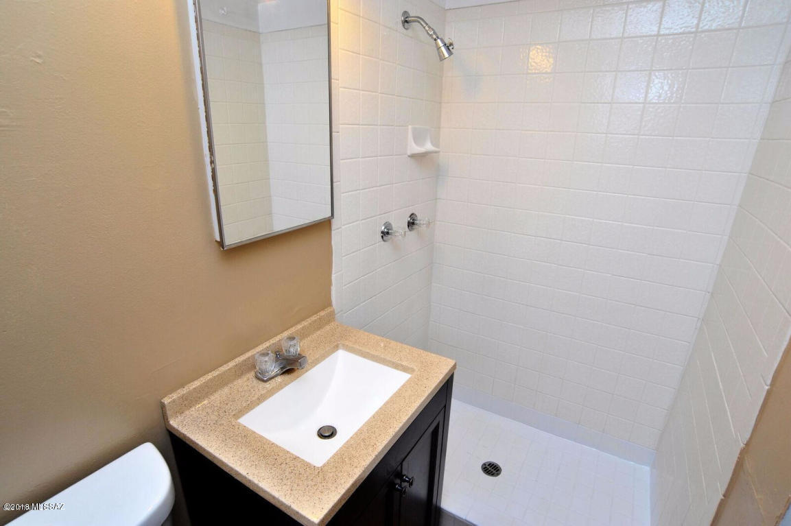 Telesco Terrace (1-77) - Residential Lease