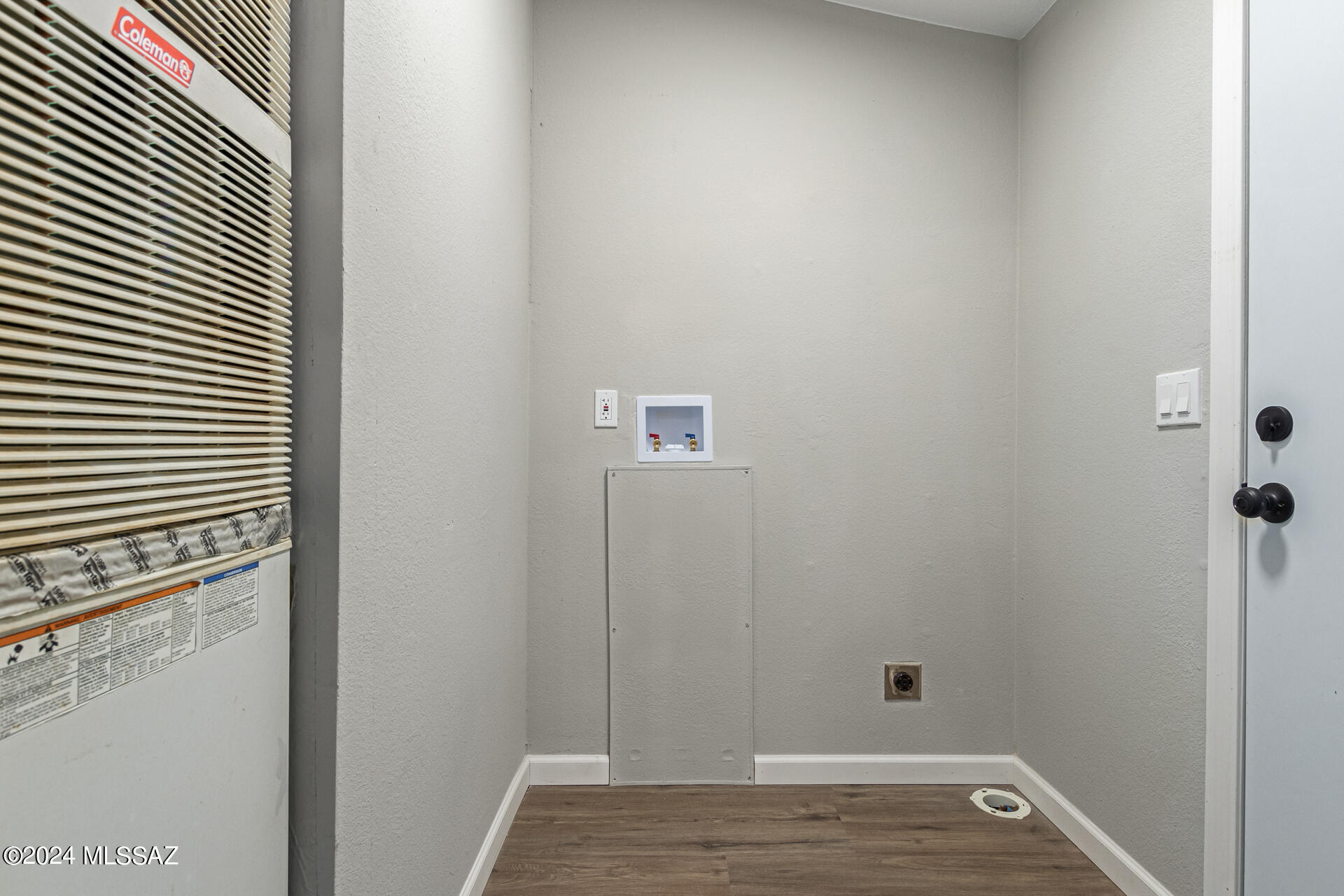 Wonderland (1-25) - Residential