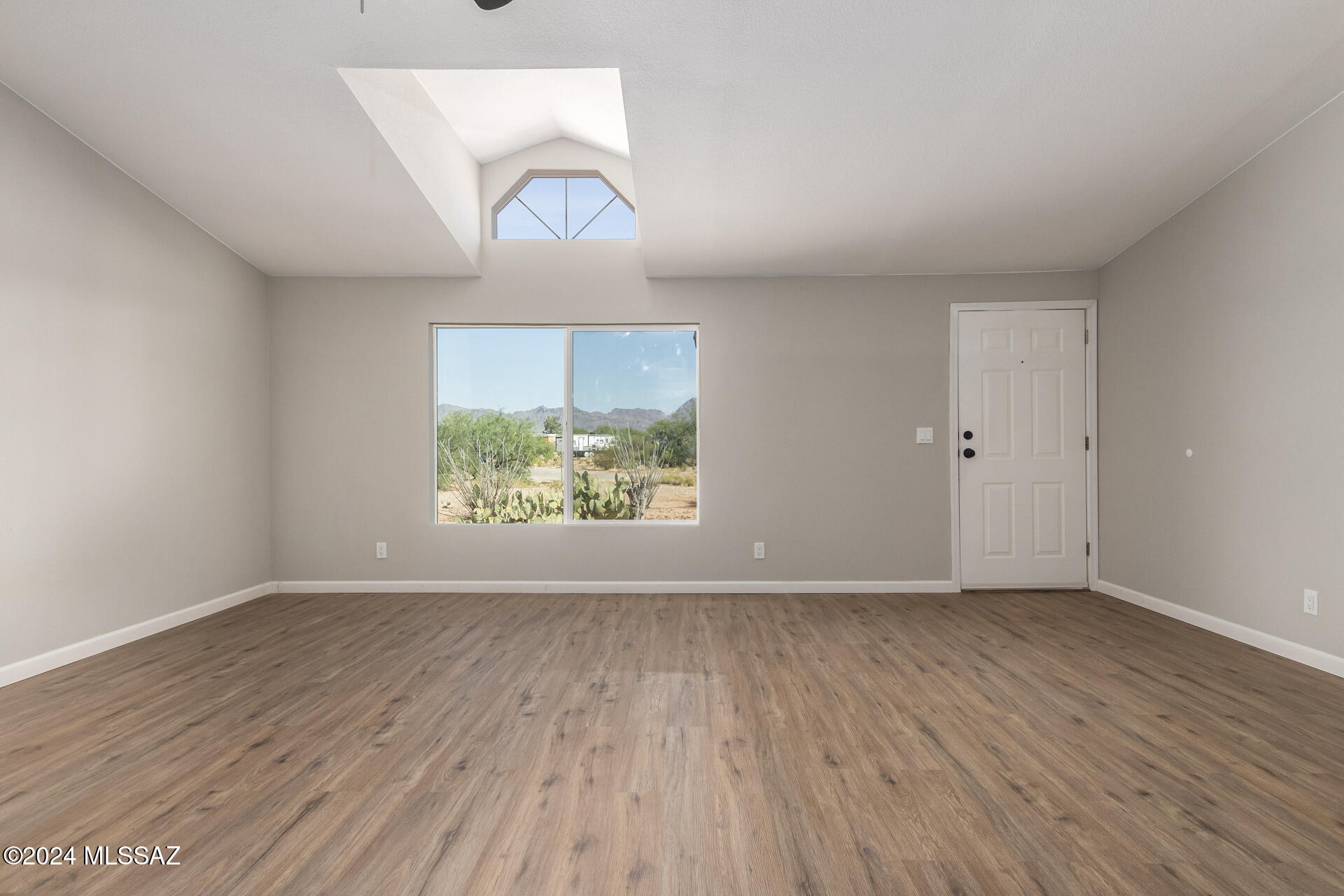Wonderland (1-25) - Residential