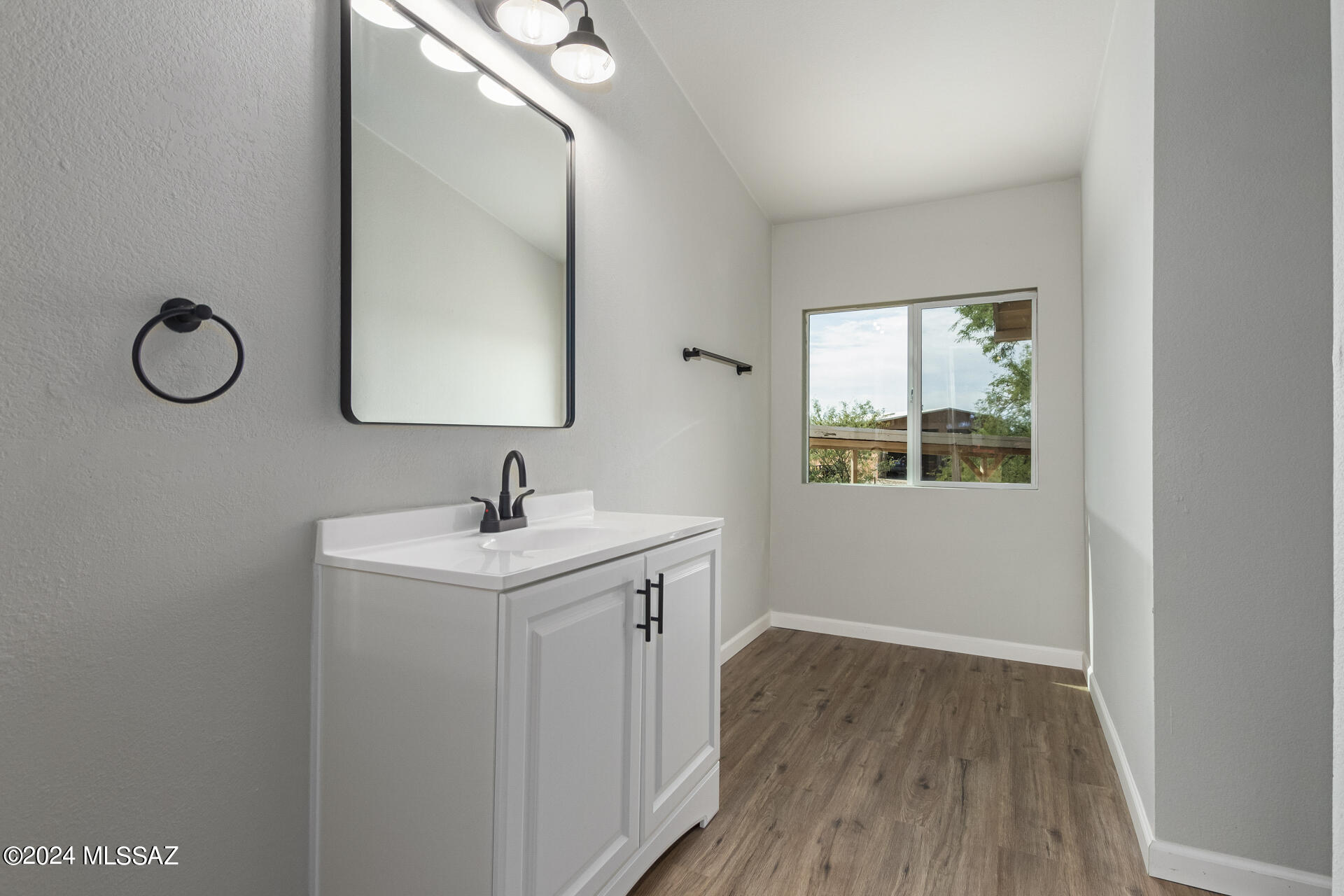 Wonderland (1-25) - Residential