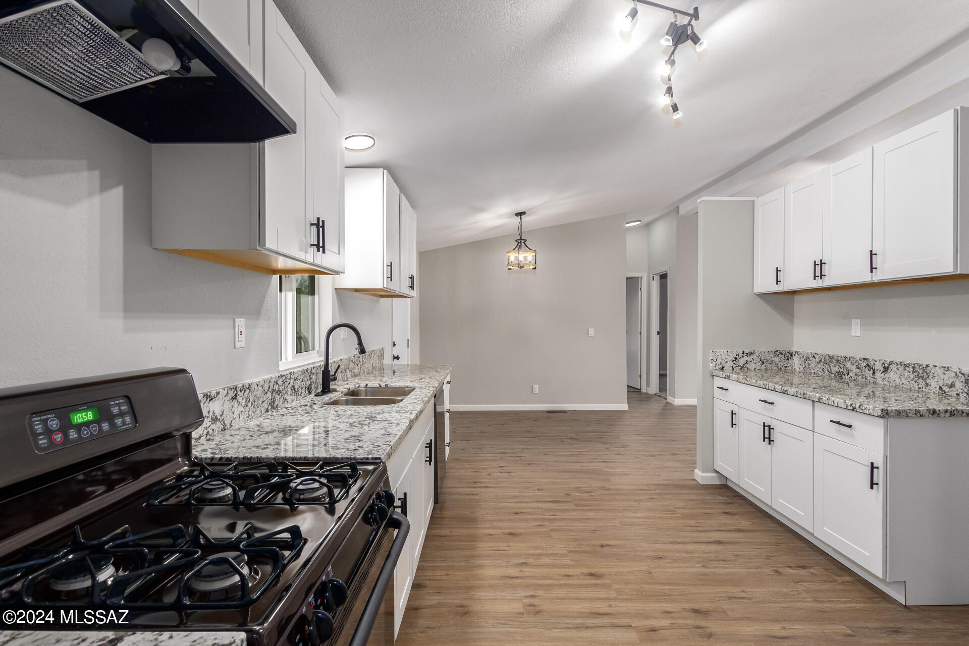 Wonderland (1-25) - Residential