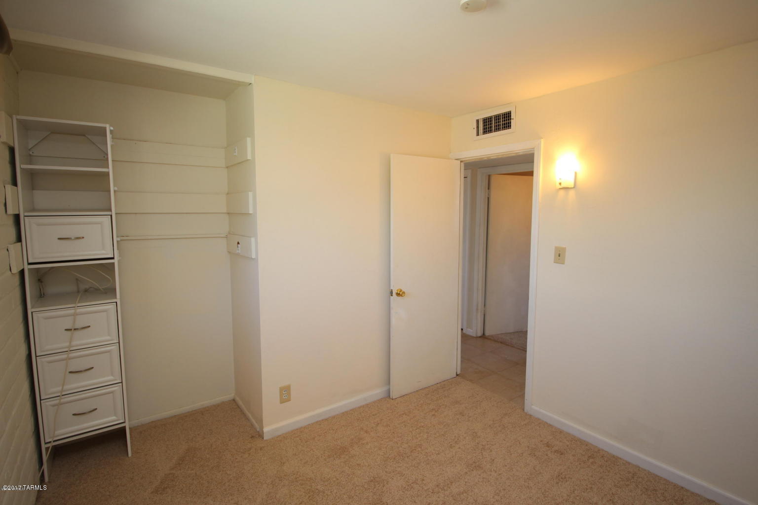 Sherwood Village Terrace (86-170) - Residential Lease