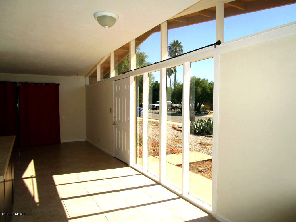 Sherwood Village Terrace (86-170) - Residential Lease