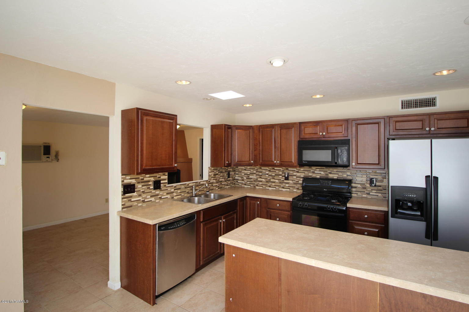 Sherwood Village Terrace (86-170) - Residential Lease