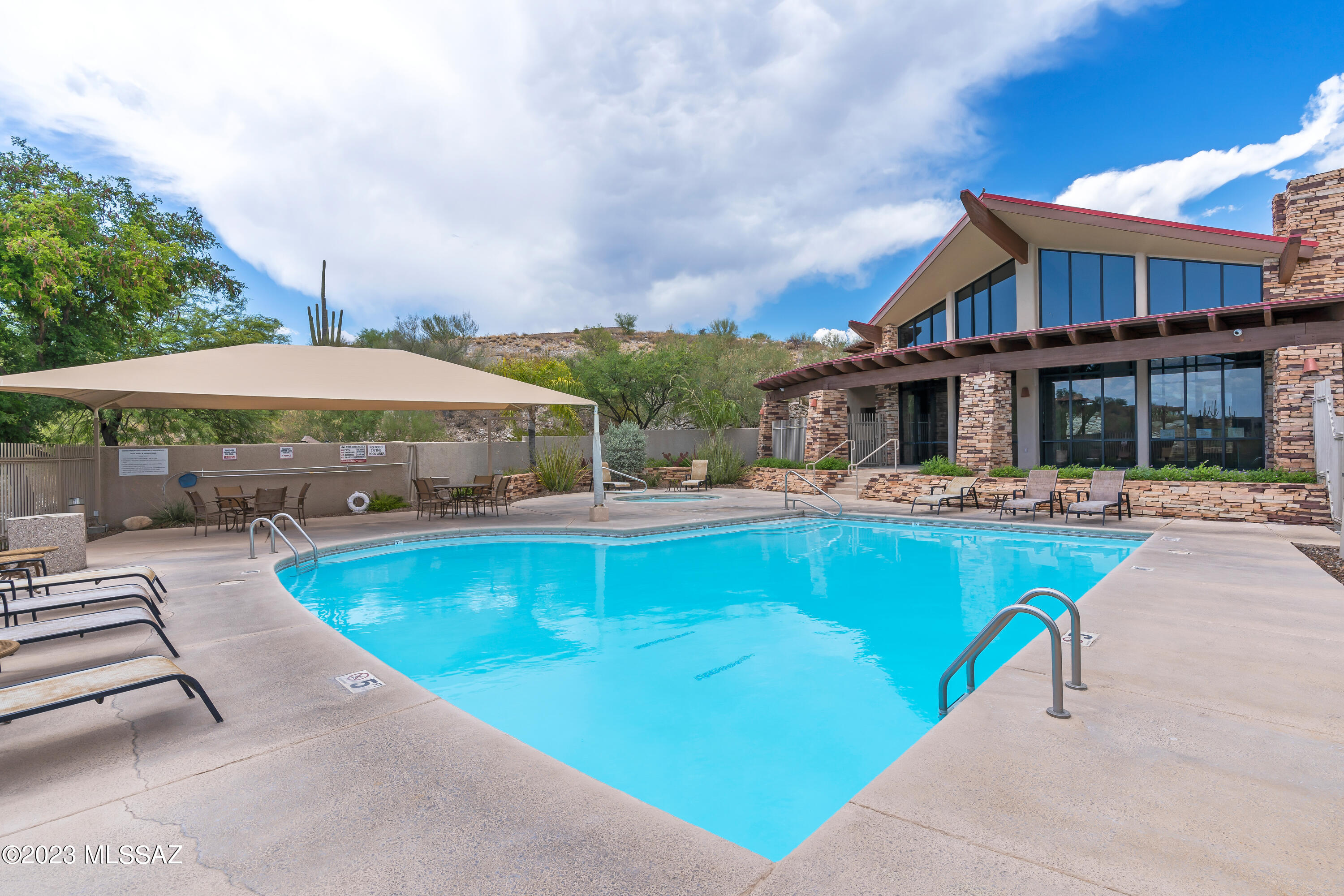 Sabino Mountain (1-290) - Residential Lease