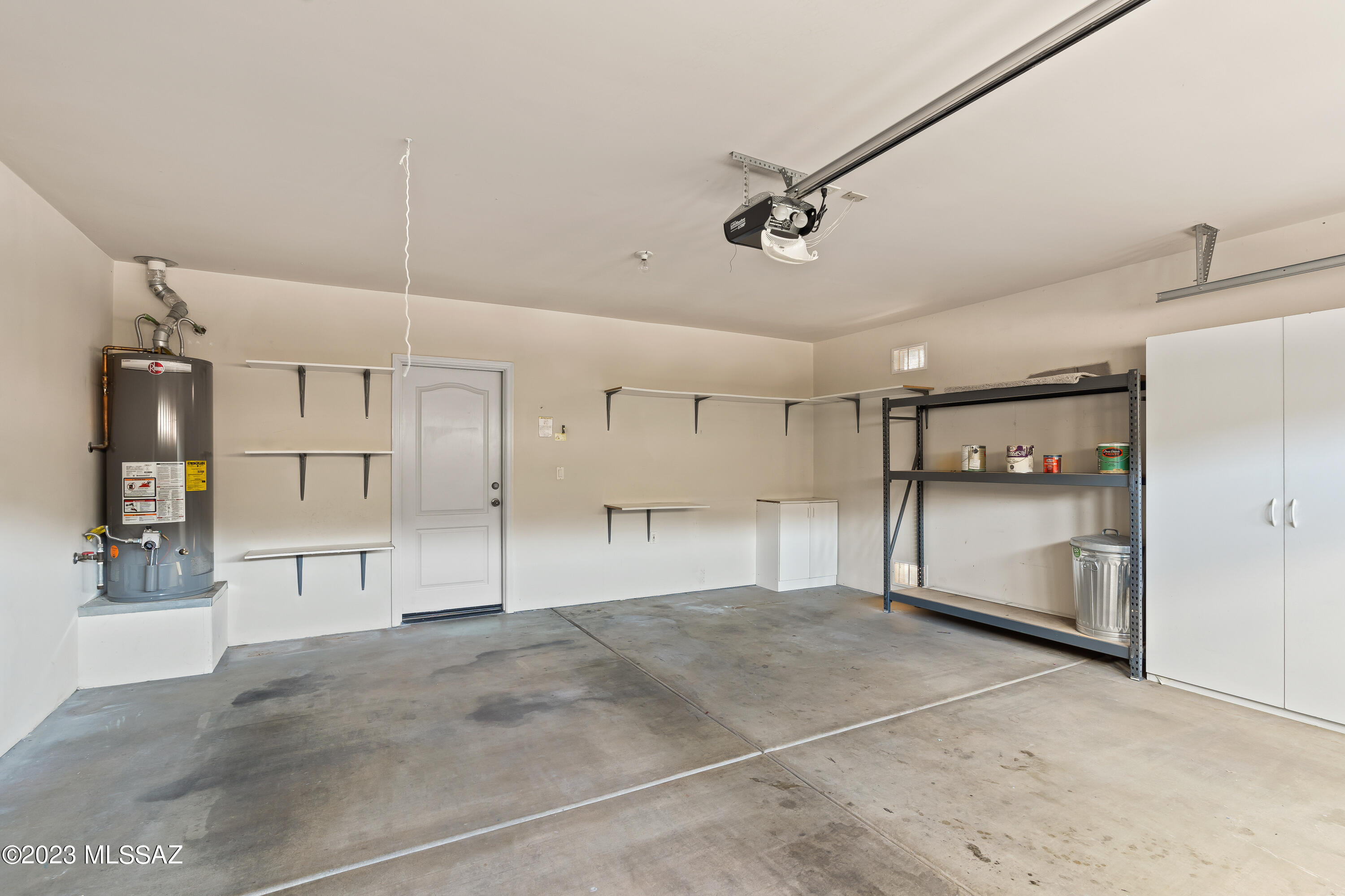 Sabino Mountain (1-290) - Residential Lease