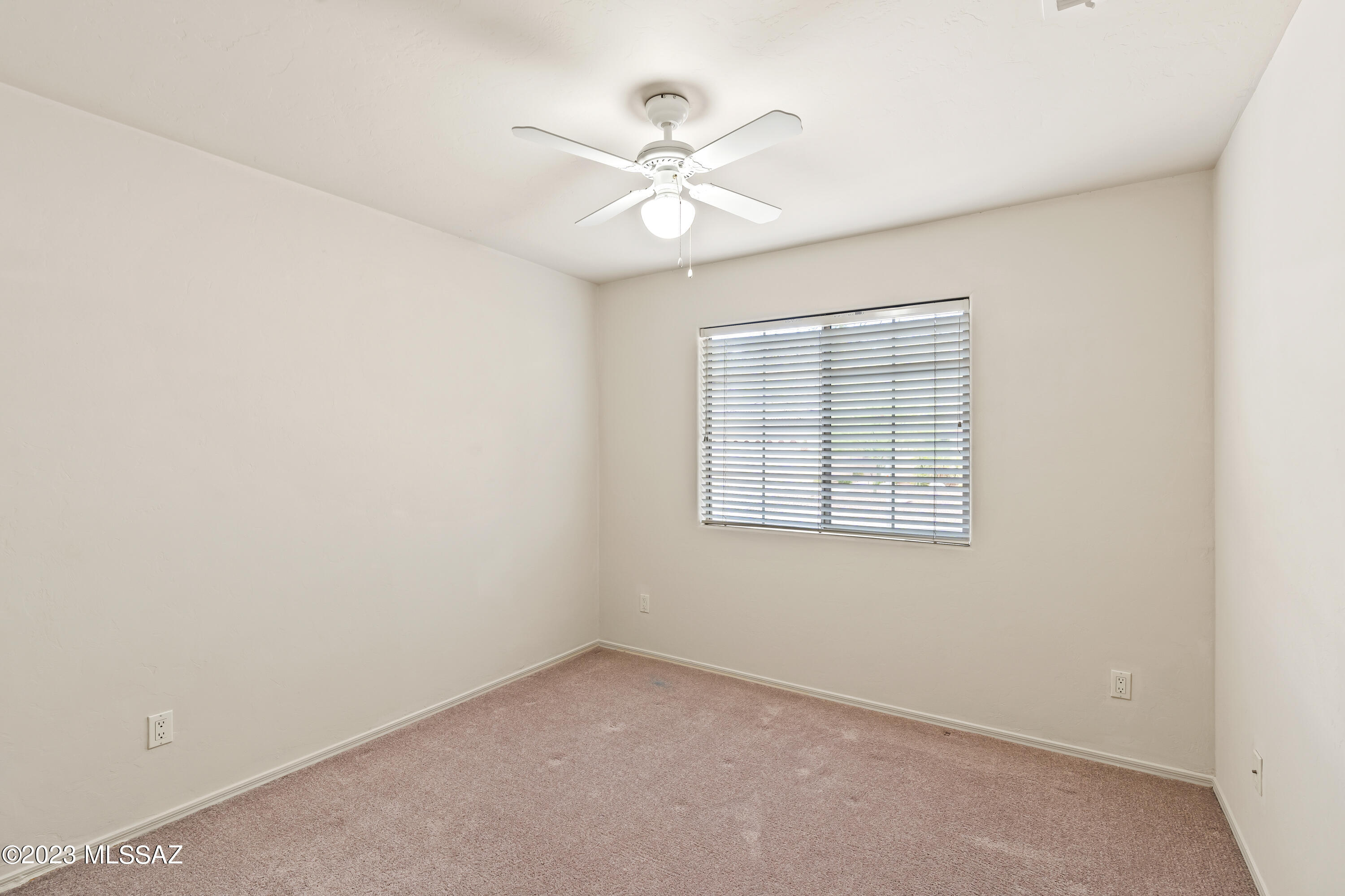 Sabino Mountain (1-290) - Residential Lease
