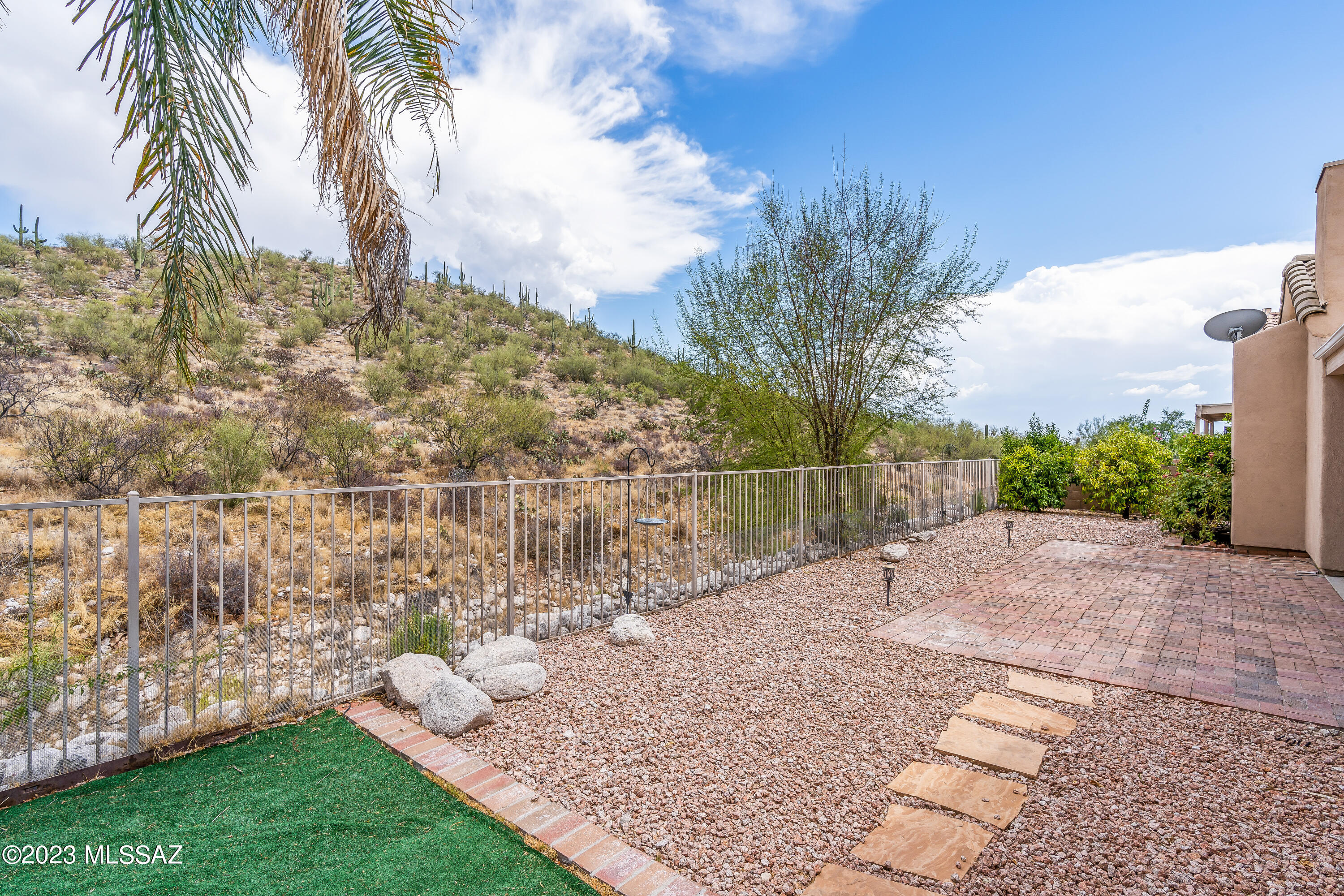 Sabino Mountain (1-290) - Residential Lease