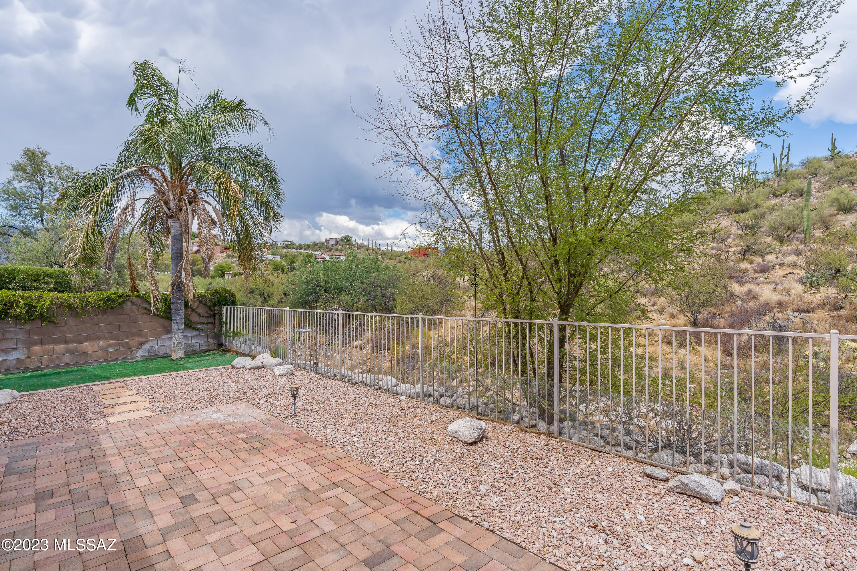 Sabino Mountain (1-290) - Residential Lease