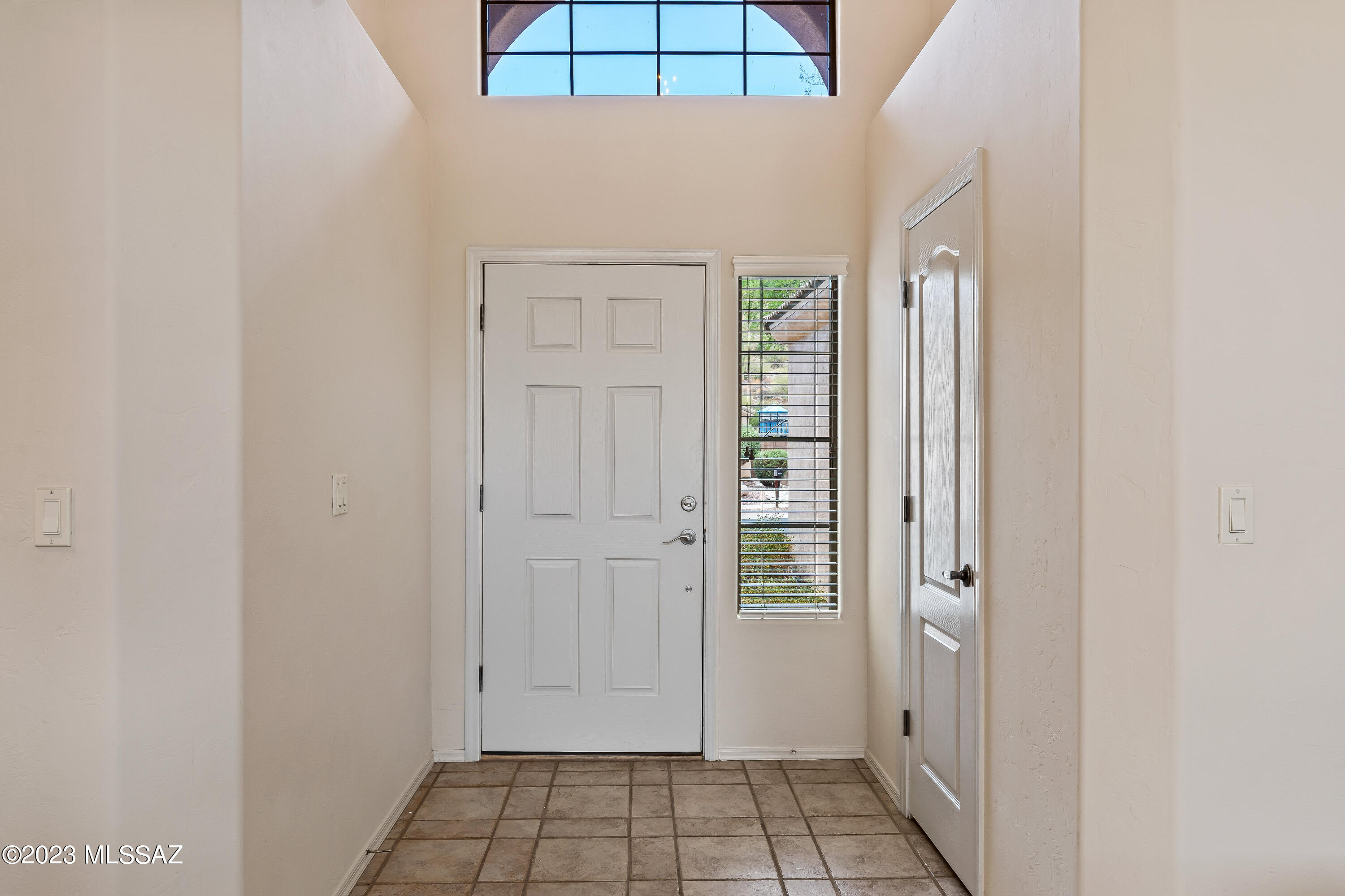 Sabino Mountain (1-290) - Residential Lease