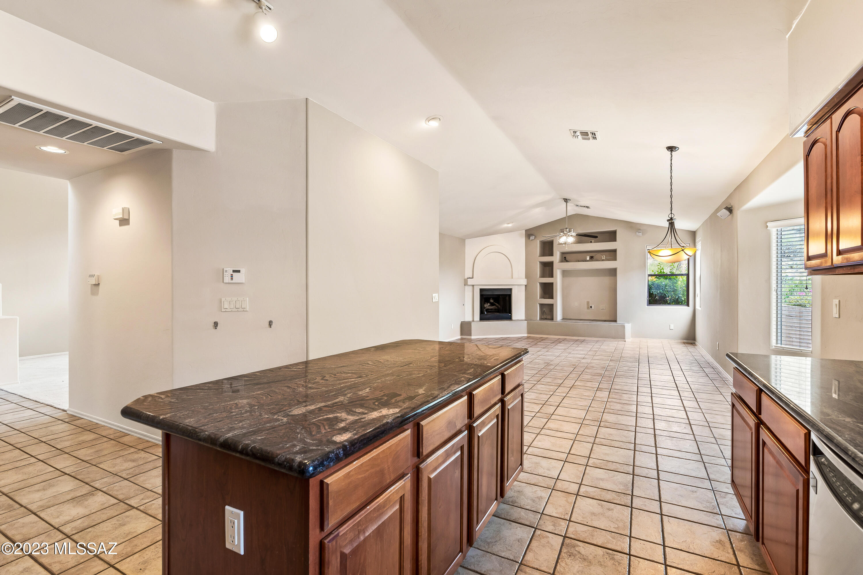 Sabino Mountain (1-290) - Residential Lease