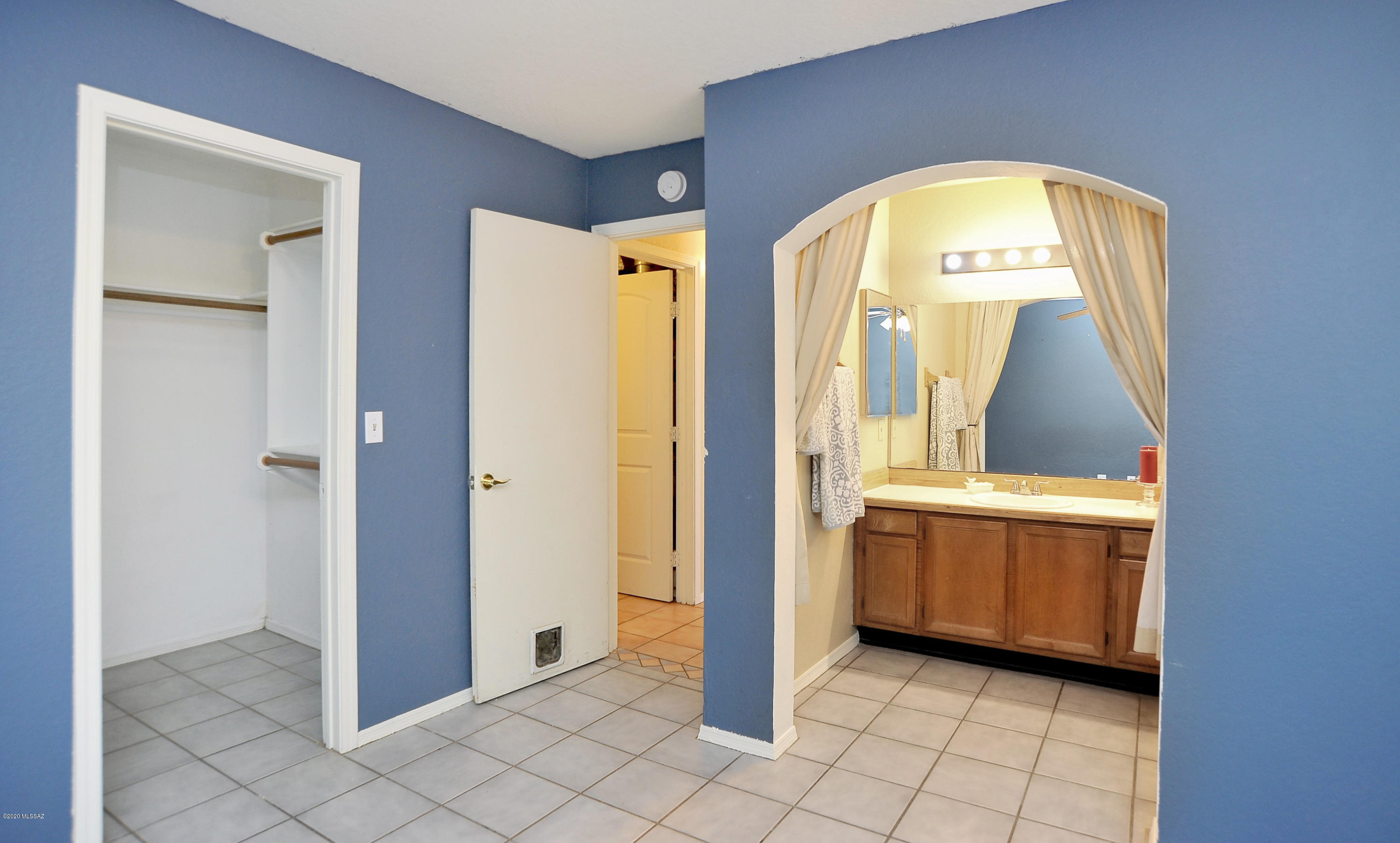 Country Highlands (1-180) - Residential