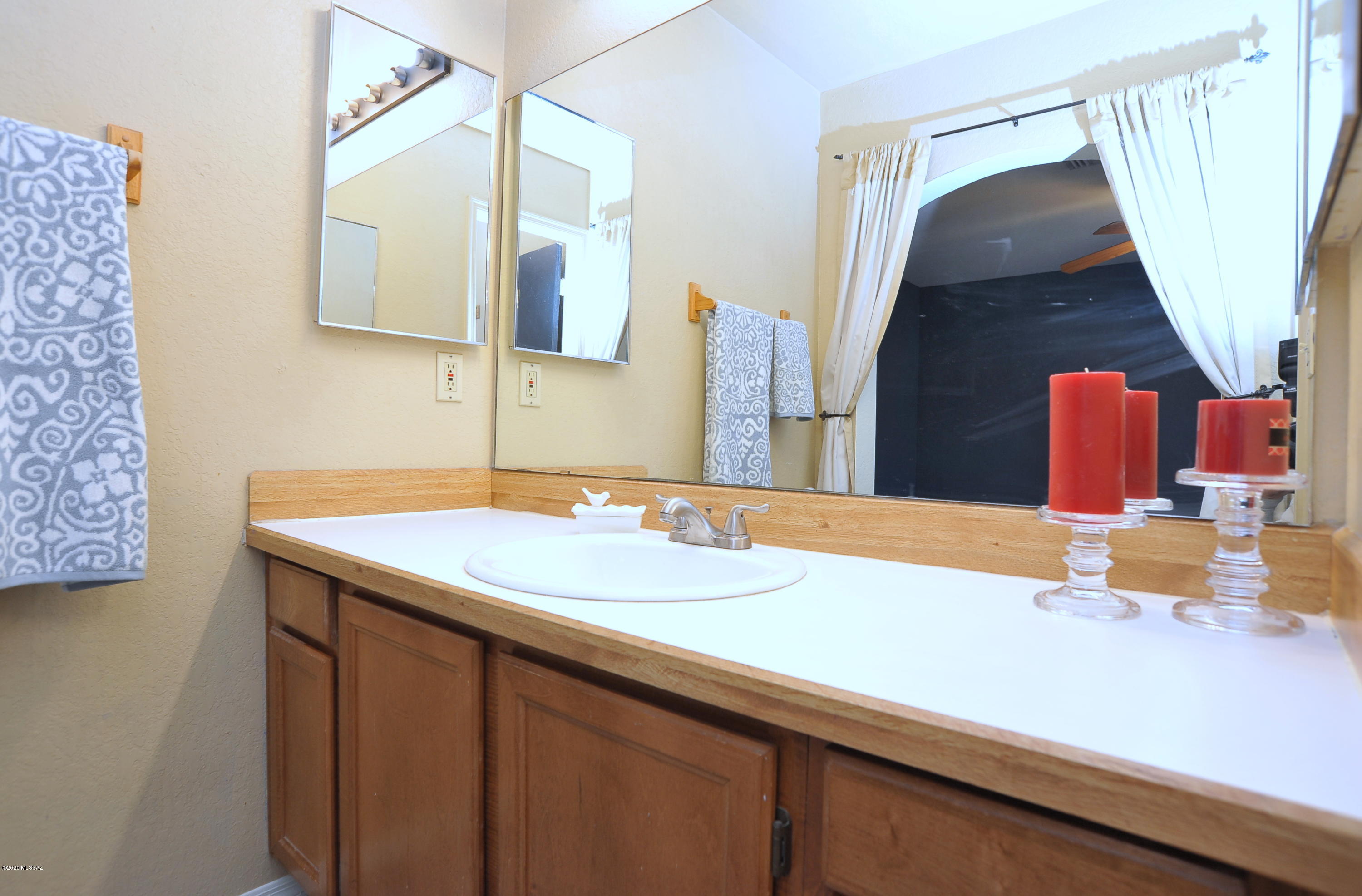 Country Highlands (1-180) - Residential