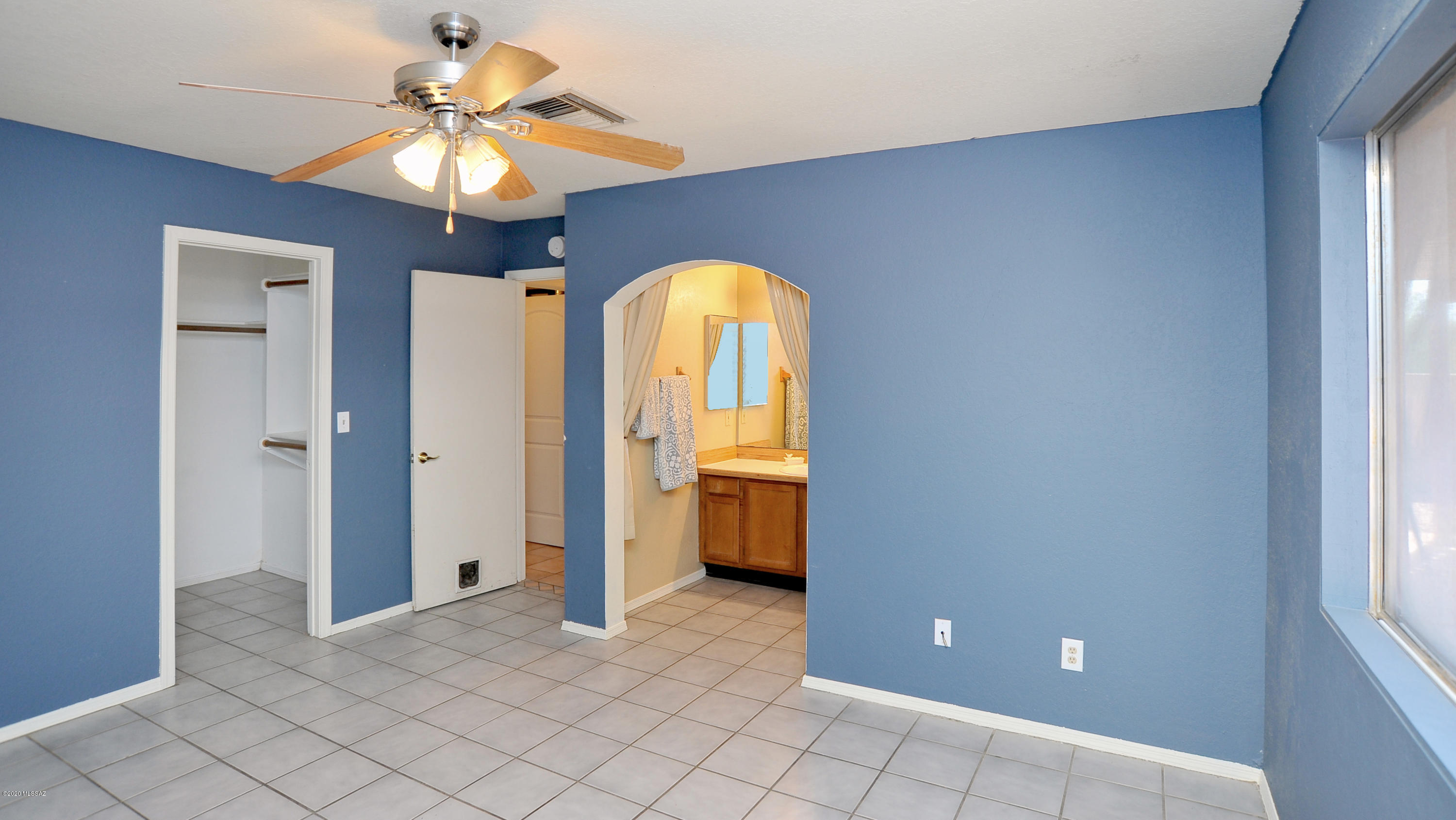 Country Highlands (1-180) - Residential