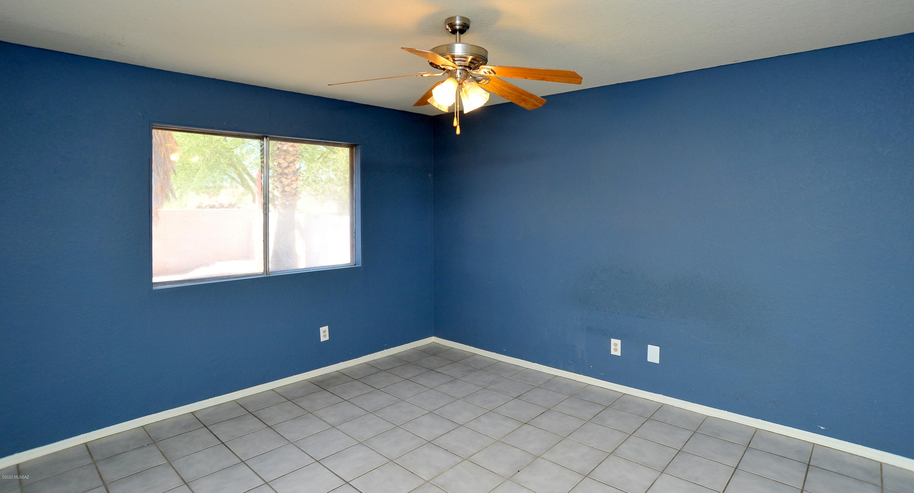 Country Highlands (1-180) - Residential