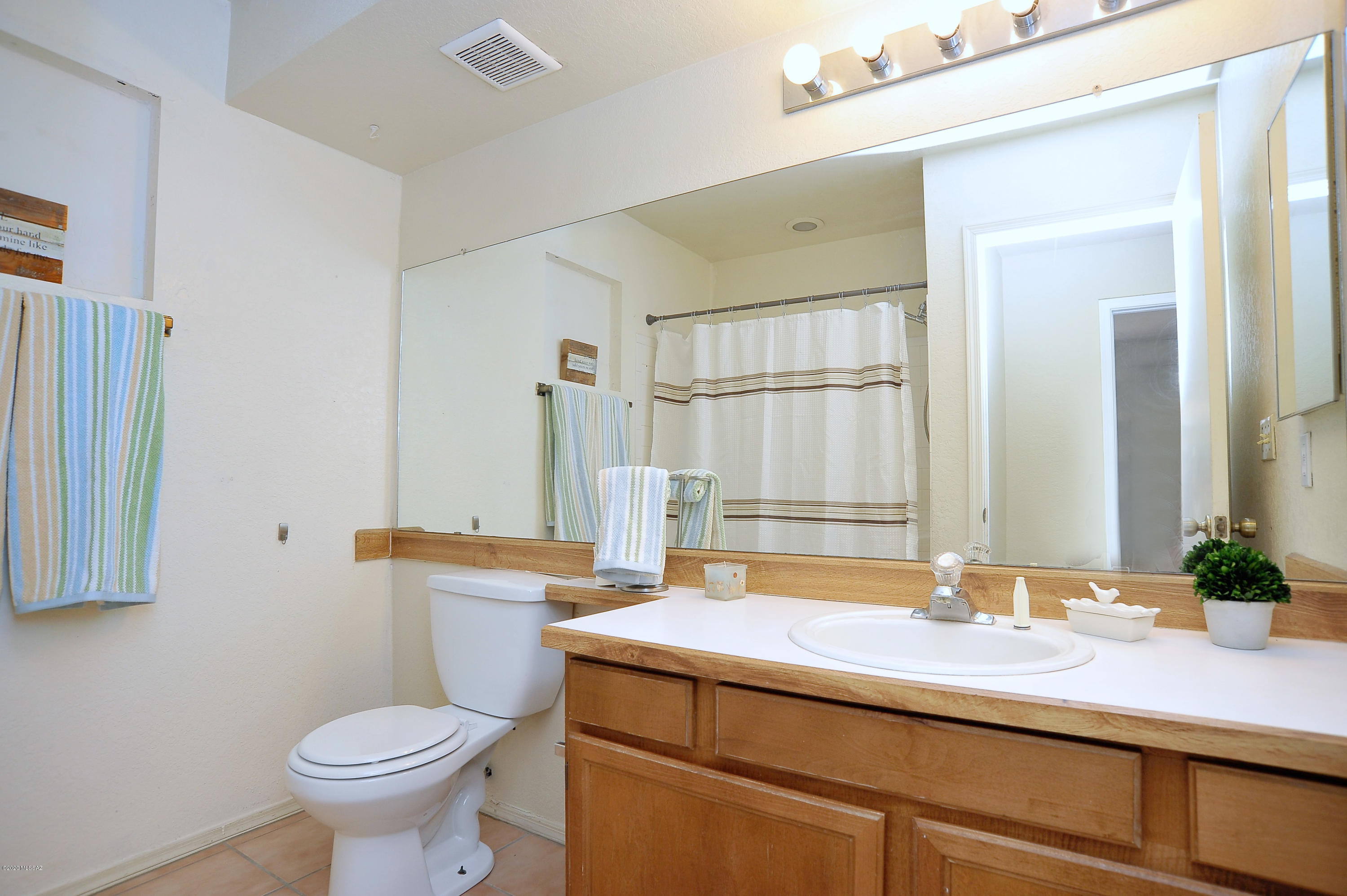 Country Highlands (1-180) - Residential