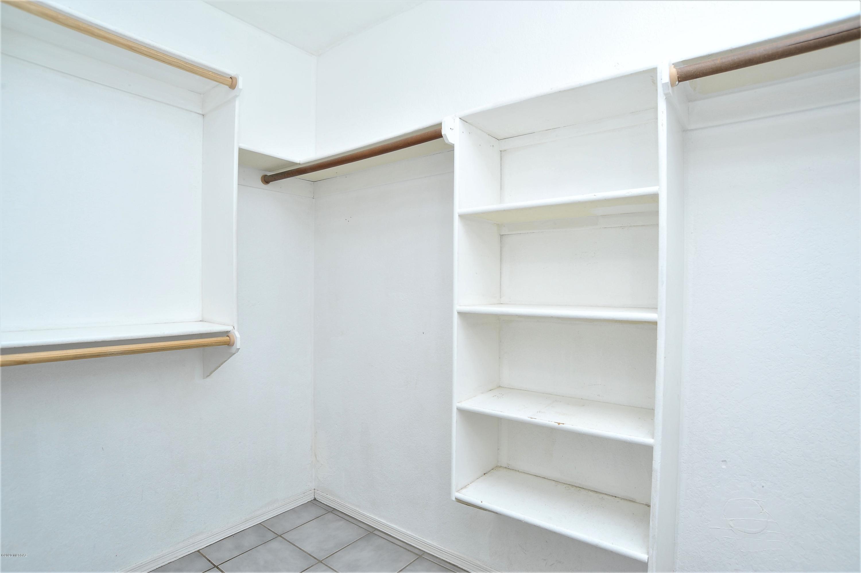Country Highlands (1-180) - Residential