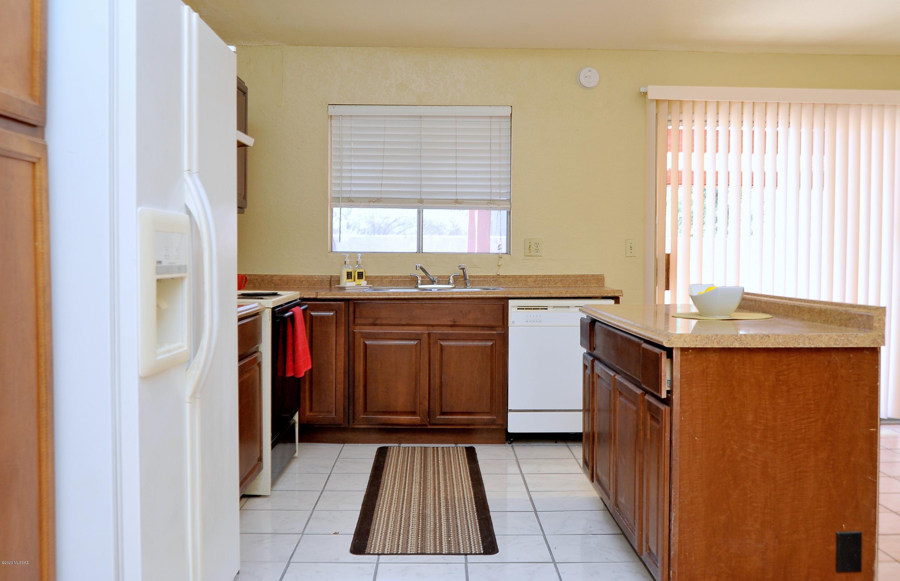 Country Highlands (1-180) - Residential