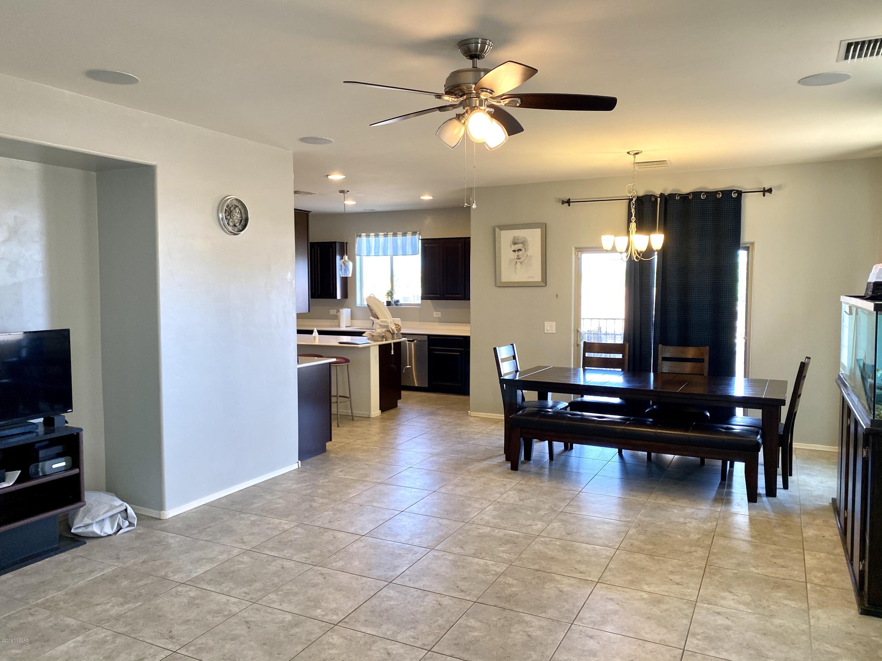 Interstate 10 and Kolb Road - Residential