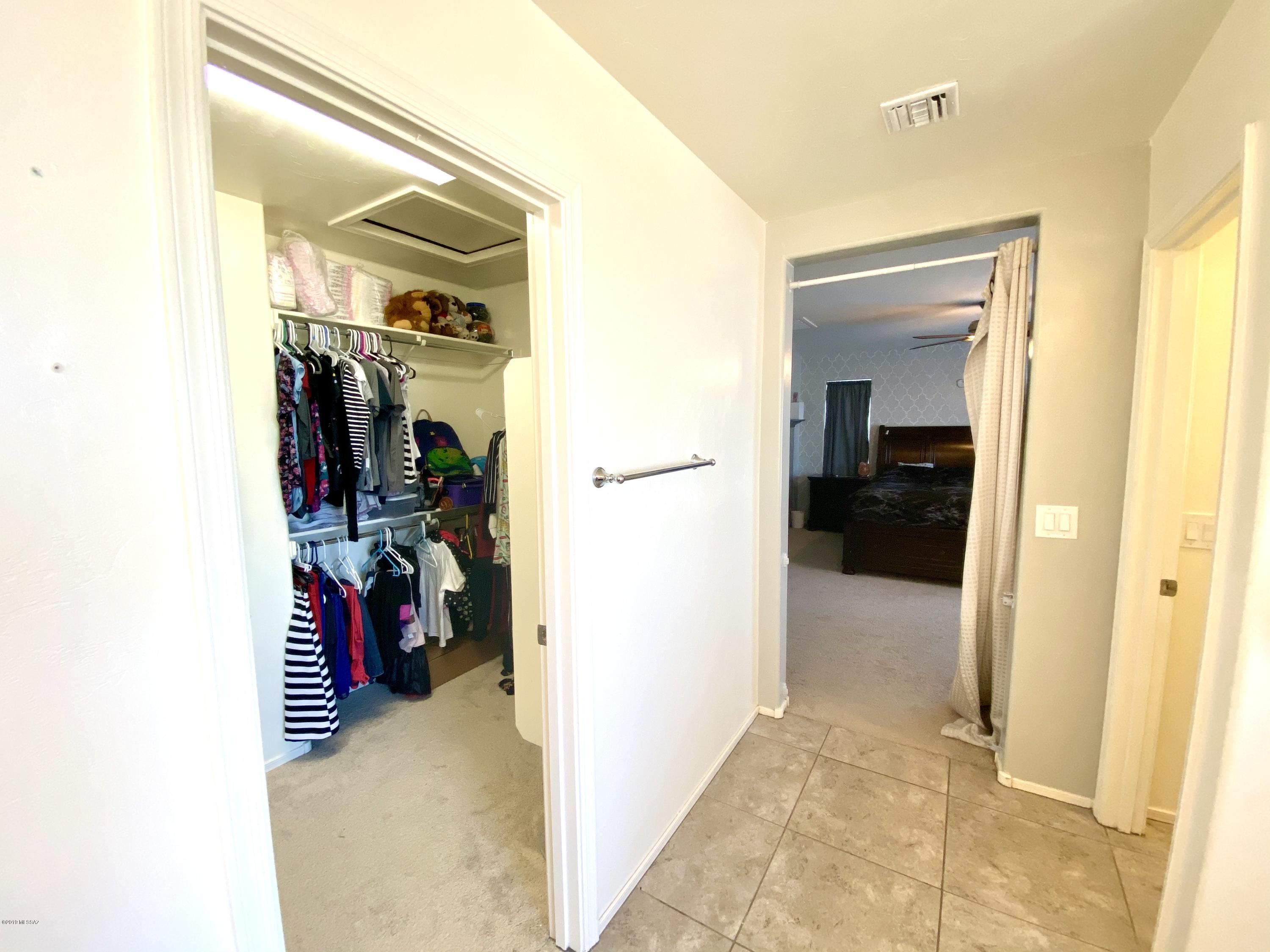 Interstate 10 and Kolb Road - Residential