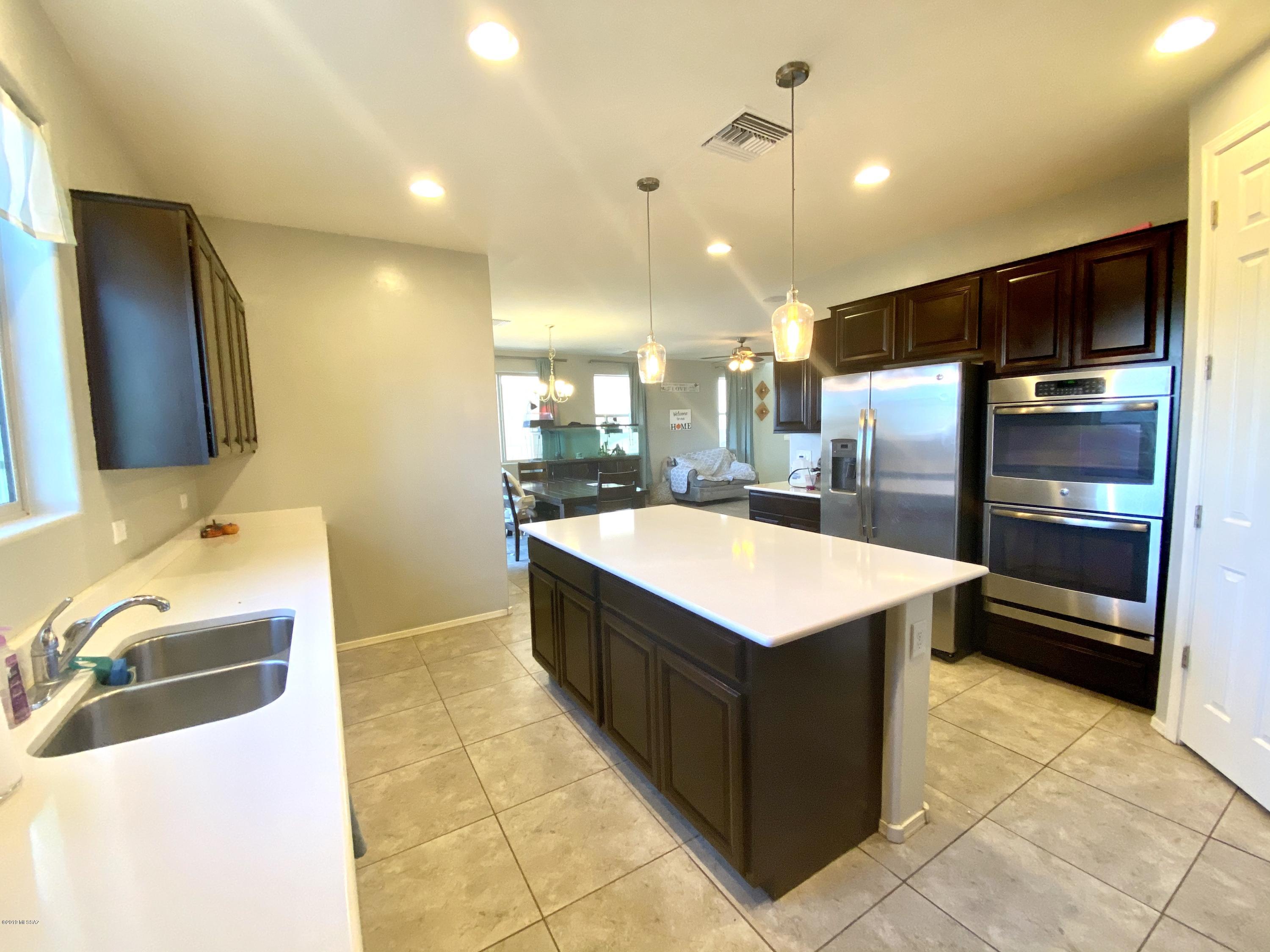 Interstate 10 and Kolb Road - Residential