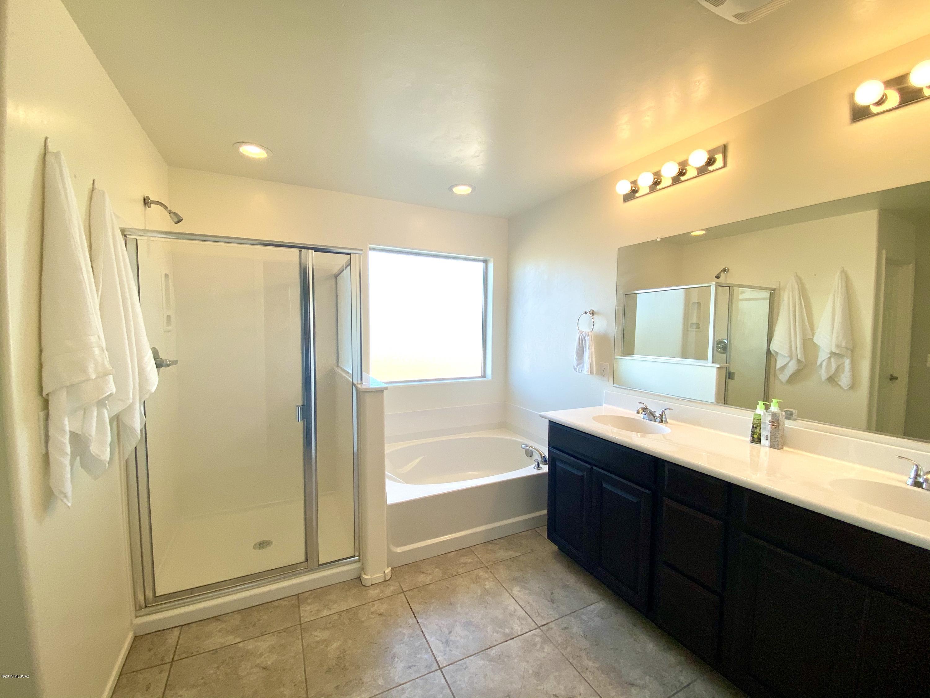 Interstate 10 and Kolb Road - Residential