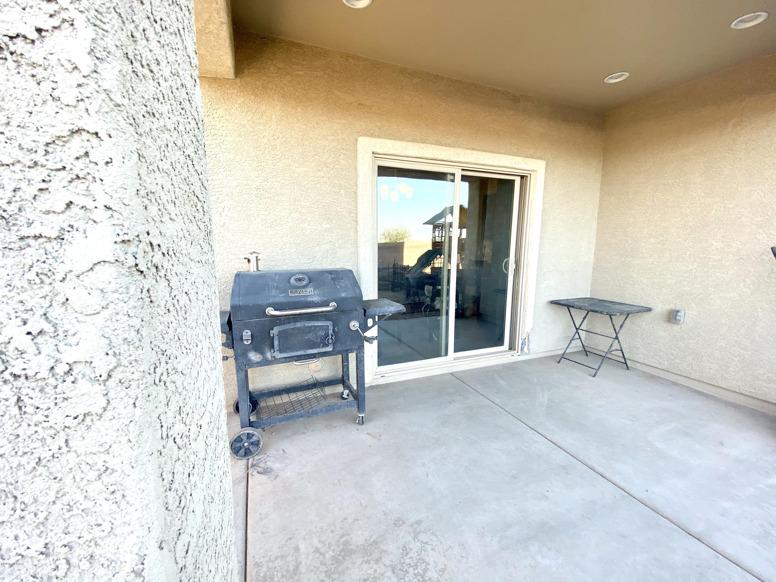 Interstate 10 and Kolb Road - Residential