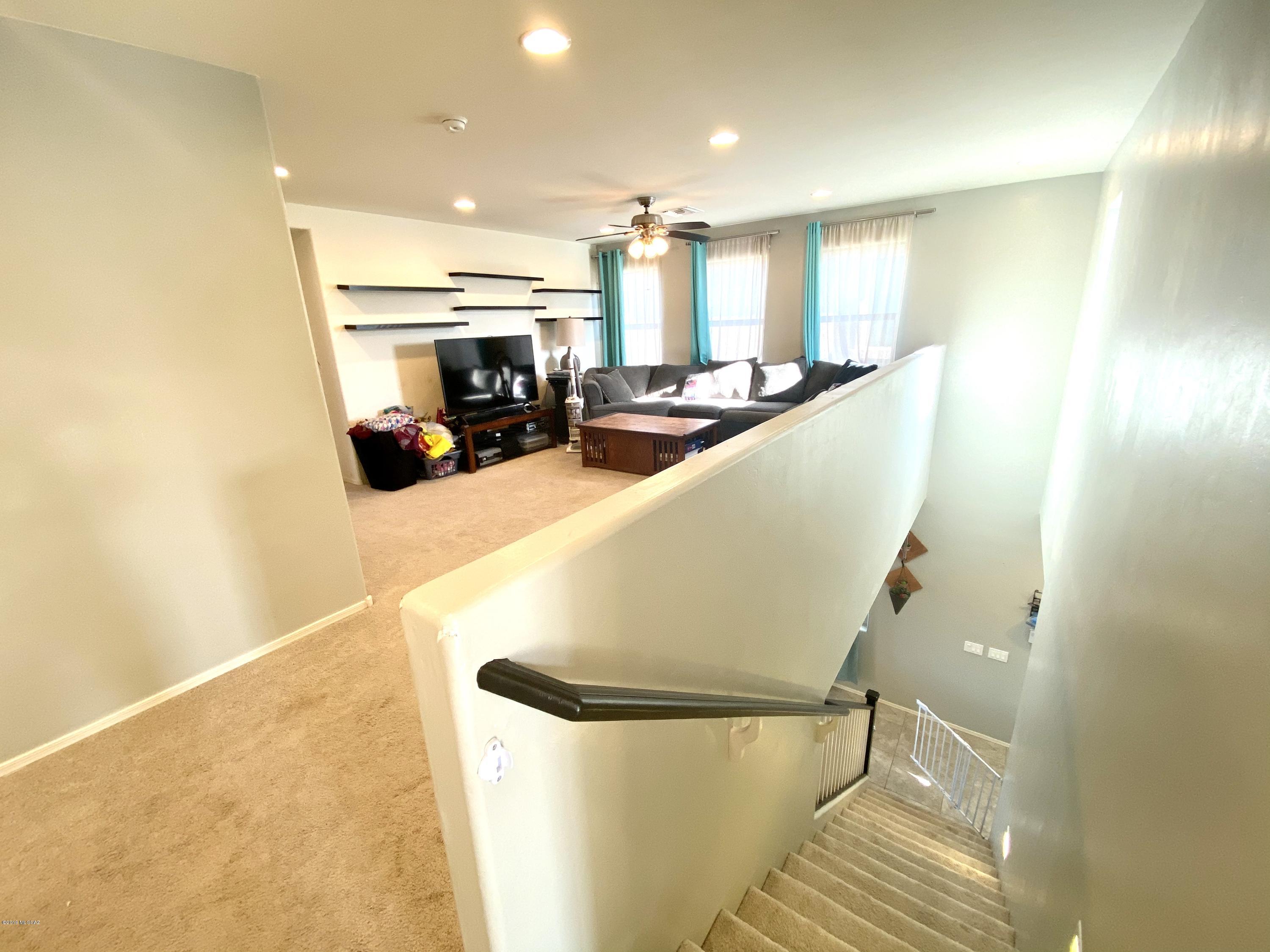 Interstate 10 and Kolb Road - Residential
