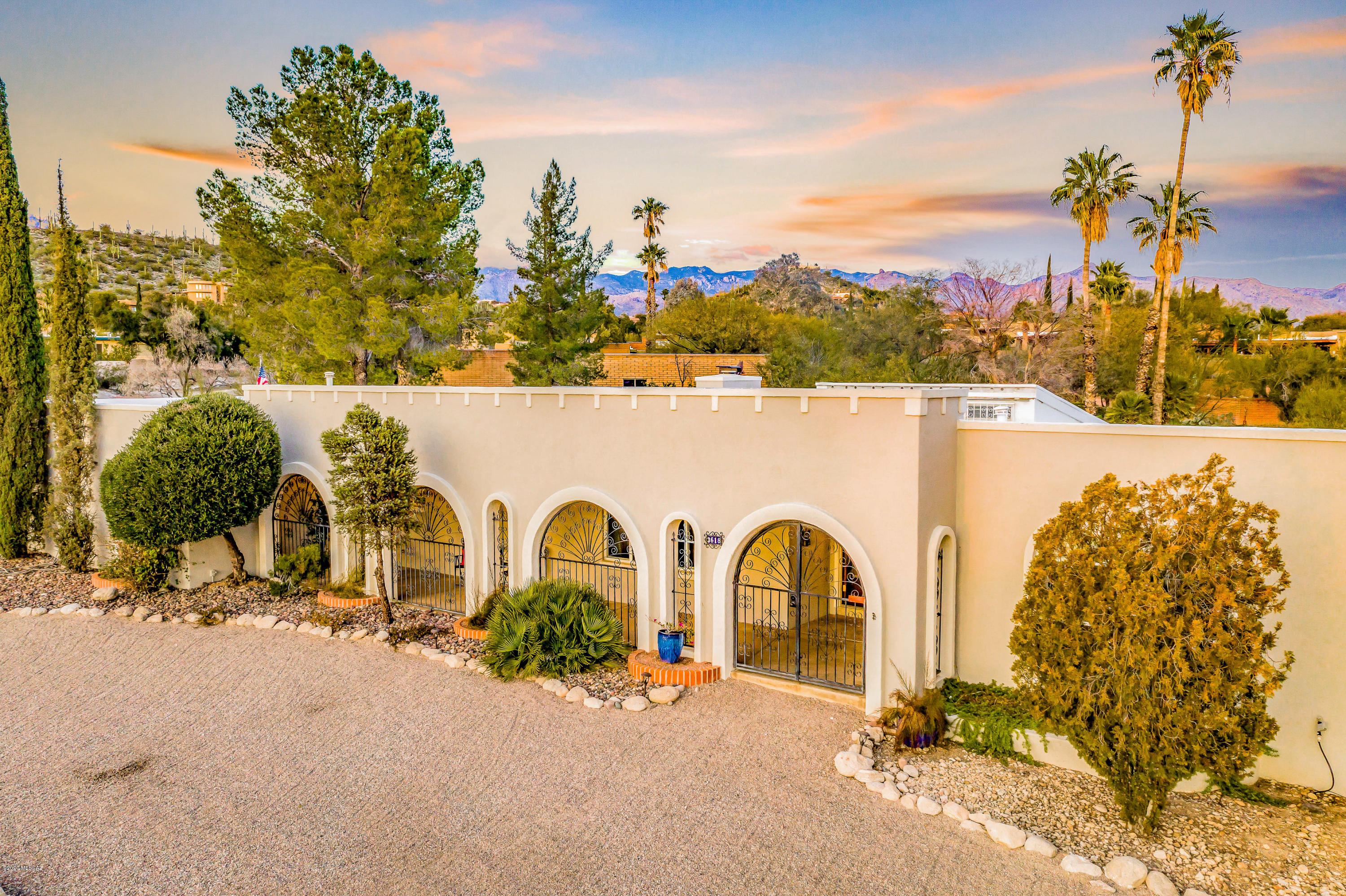 Sabino Vista Knolls (61-135) - Residential