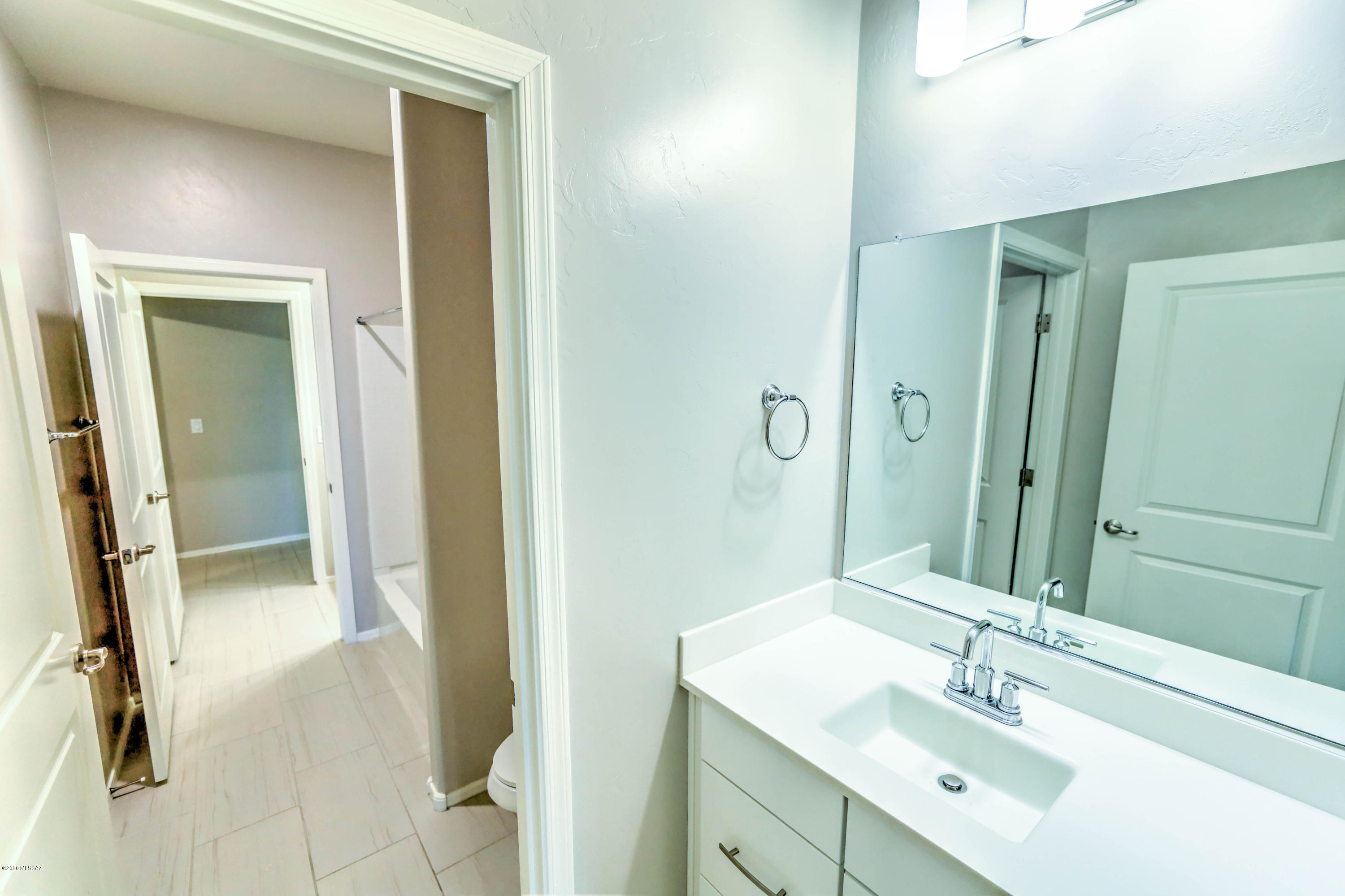 Rancho Del Lago (101-206) - Residential Lease