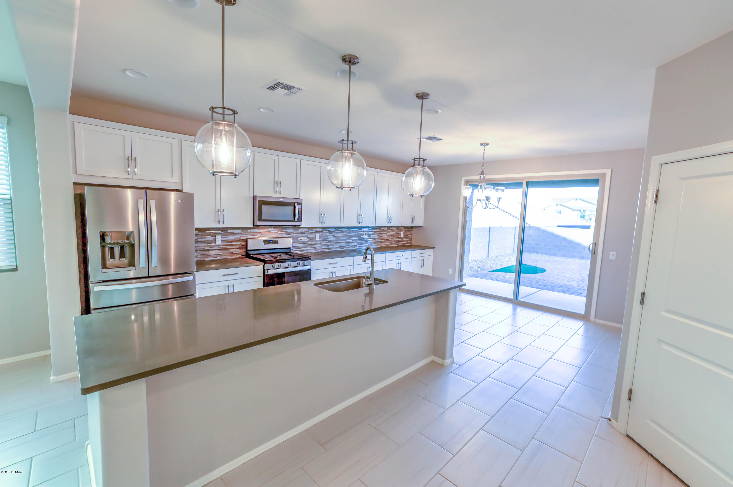 Rancho Del Lago (101-206) - Residential Lease